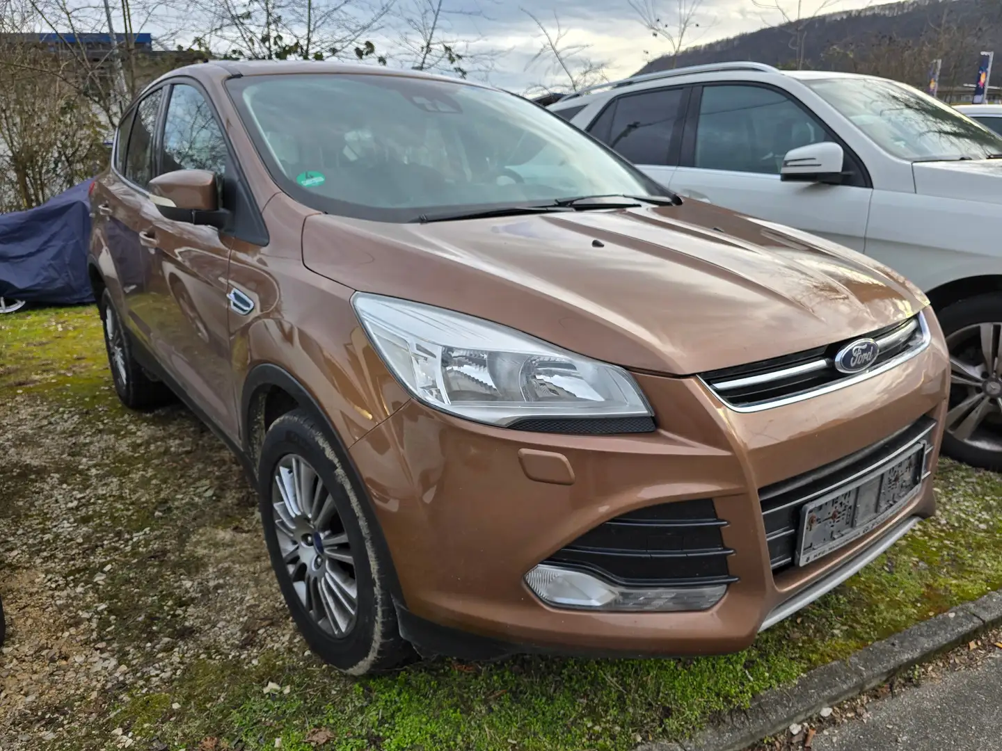Ford Kuga Titanium Marrone - 2