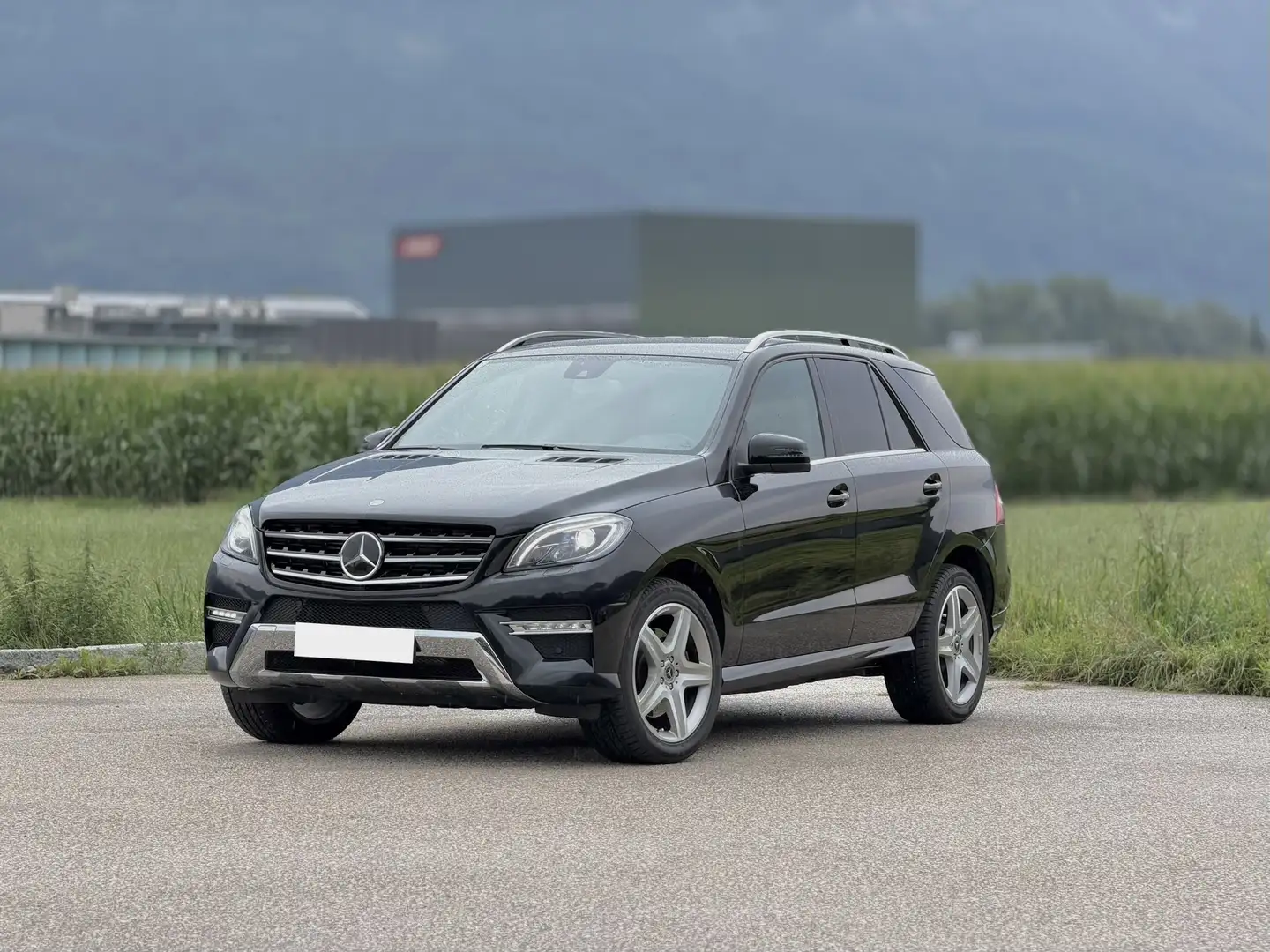 Mercedes-Benz ML 350 BlueTEC 4MATIC Aut. DPF Schwarz - 1
