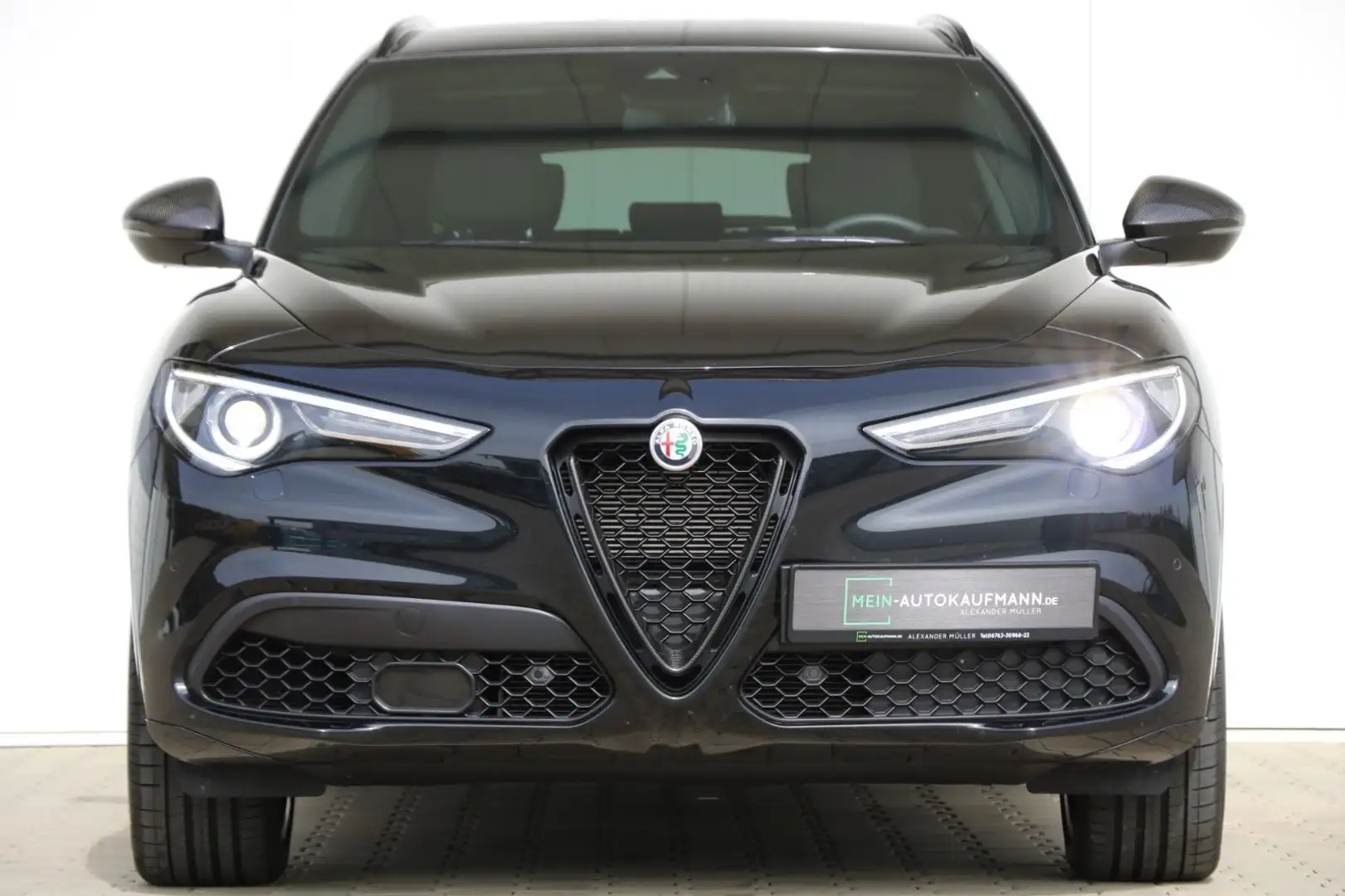 Alfa Romeo Stelvio Veloce Q4 *HarmanKardon*21"*ASSIST* Zwart - 2