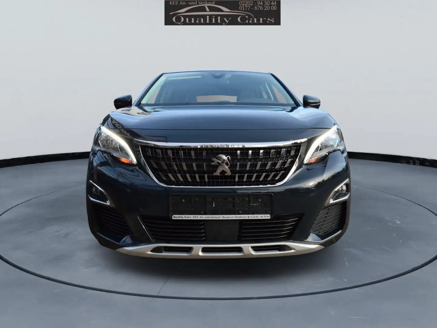 Peugeot 3008 Allure 1,6 THP Automatik Gris - 2