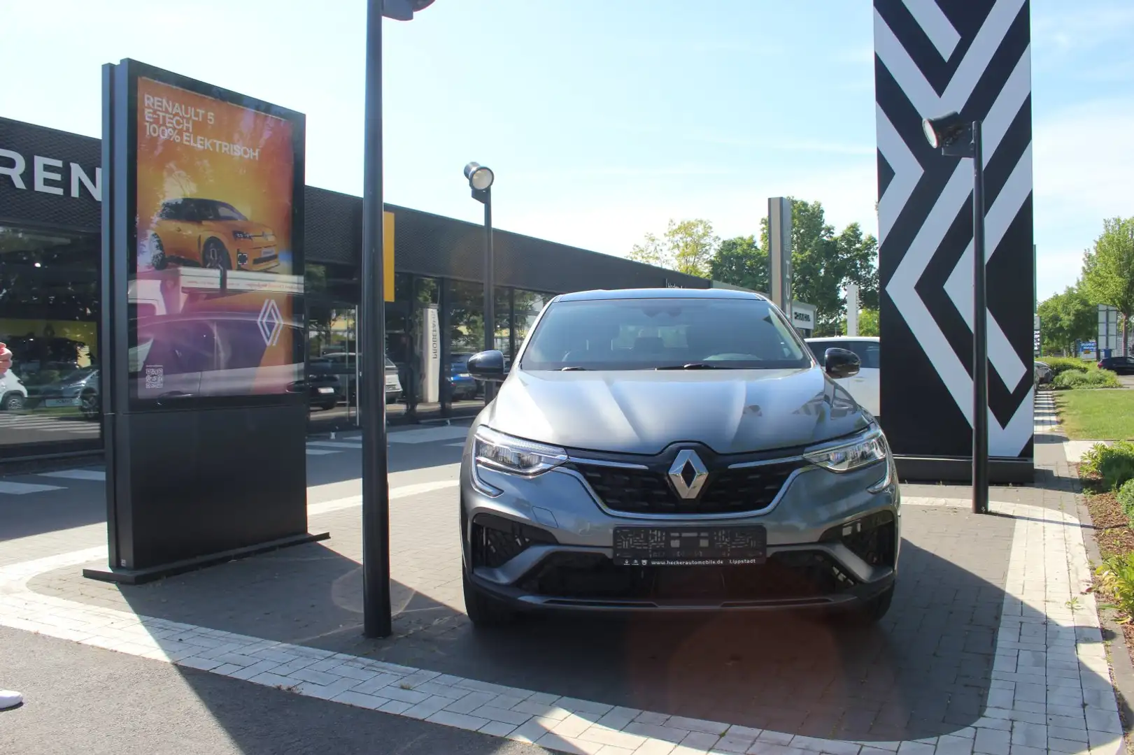 Renault Arkana 1.3 TCe 140 R.S. Line (EURO 6d) *Bose*Automatik*Ka Grau - 2