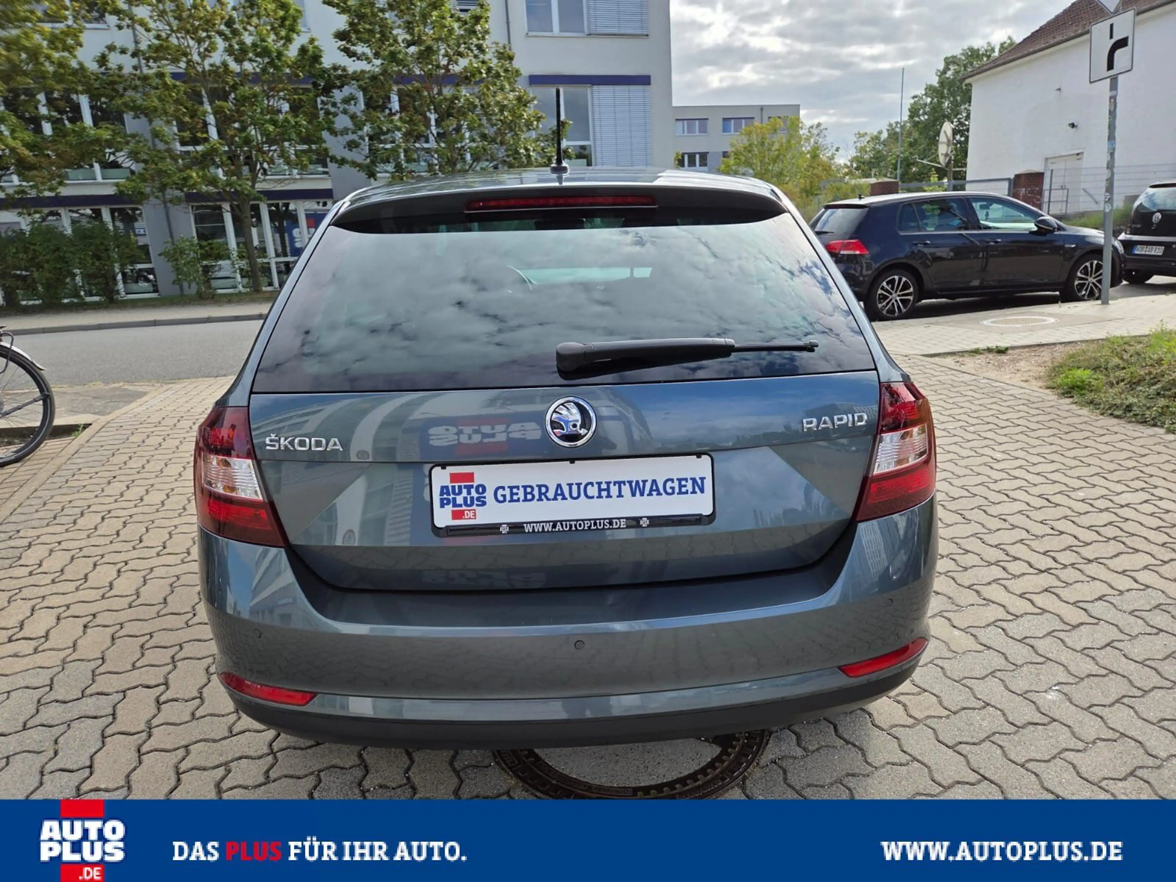 Skoda Rapid/Spaceback Spaceback 1.0 TSI Clever NAVI+PDC+SITZHZG — photo 8