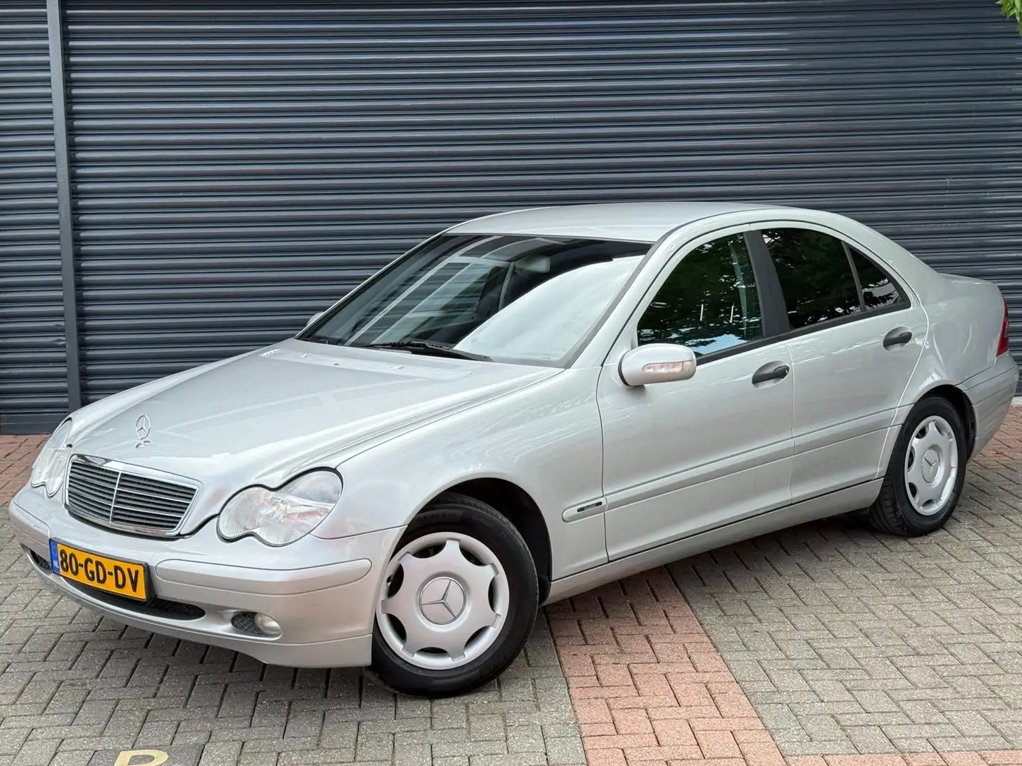 Mercedes-Benz C 200 K. Elegance Aut | Airco | Trekhaak | Cruise Grigio - 2