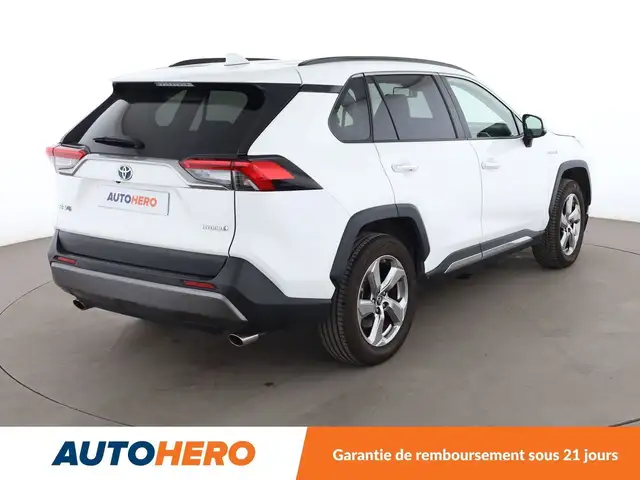 Toyota Rav4 view 6