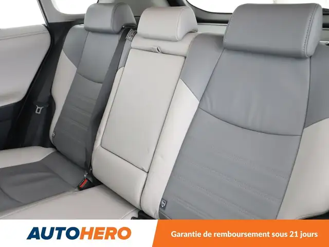 Toyota Rav4 view 14