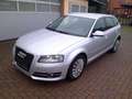Audi A3 1.6 Attraction  TÜV Neu  Sitzheizung Silber - thumbnail 2