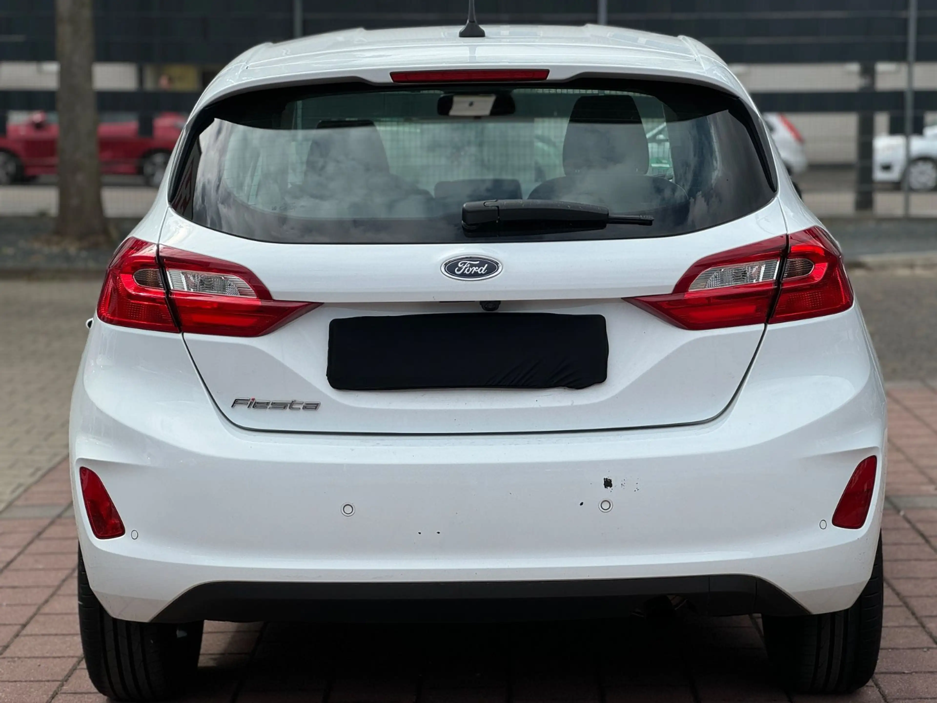 Ford Fiesta 1.0 Ecoboost Cool&Connect PDC/NAVI/KLIMA — photo 8