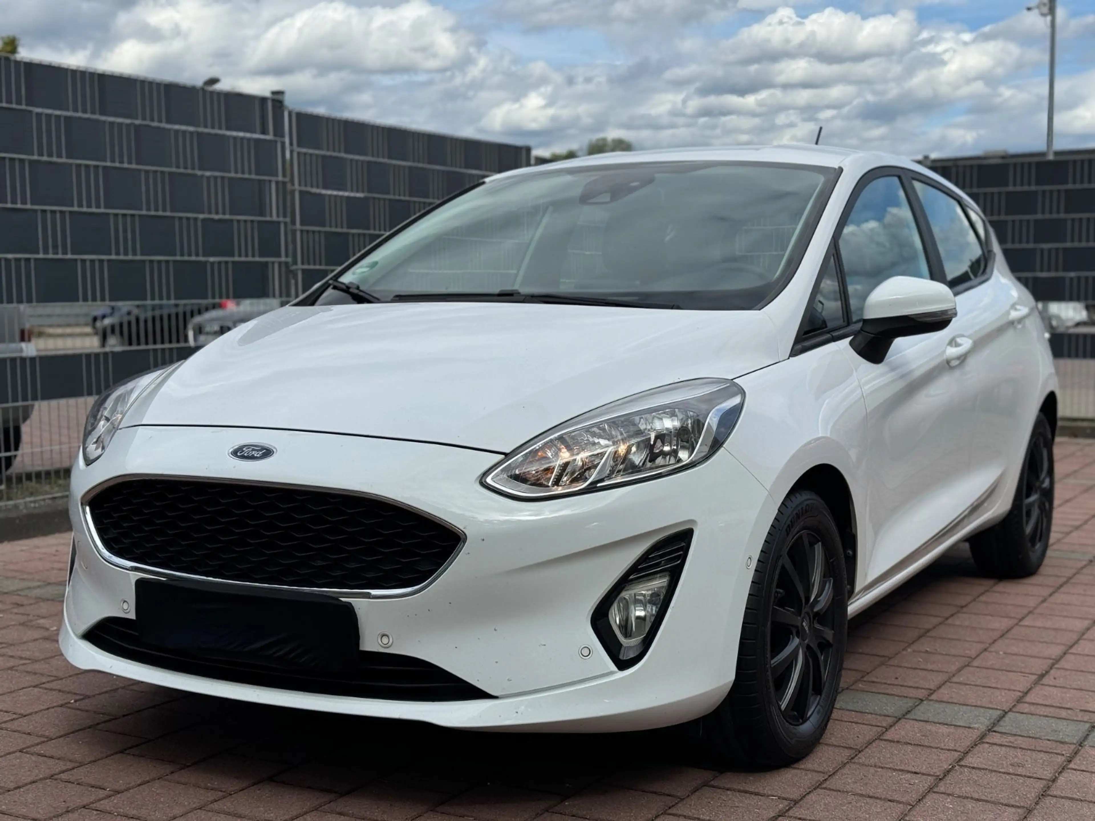 Ford Fiesta 1.0 Ecoboost Cool&Connect PDC/NAVI/KLIMA
