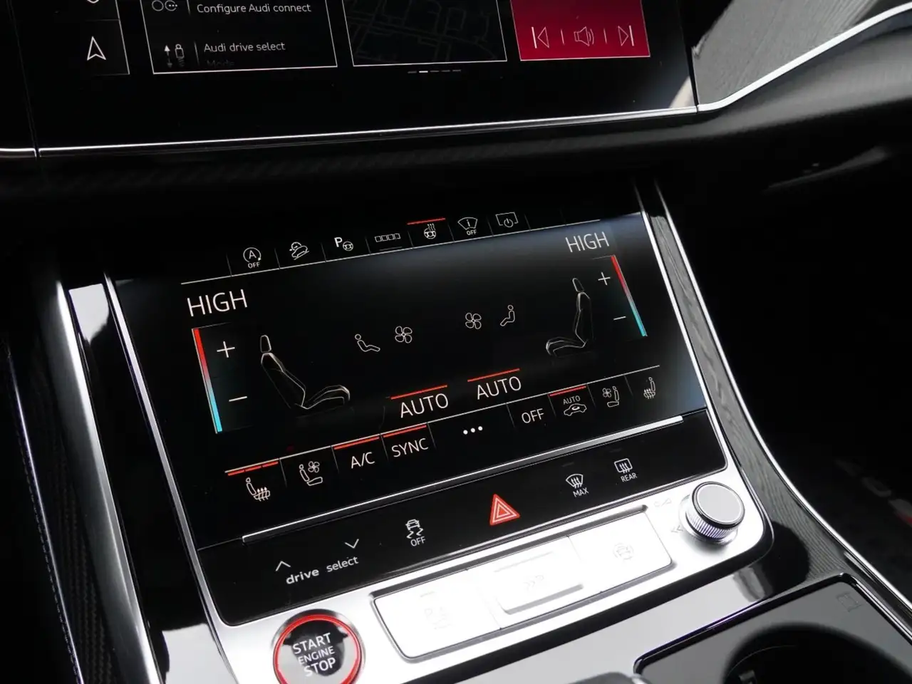Audi SQ7 снимка Audi SQ7