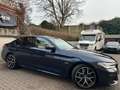 BMW 545 e xDrive M Sport eGSD*Massage*Sitzkl*H&K*ACC Bleu - thumbnail 3