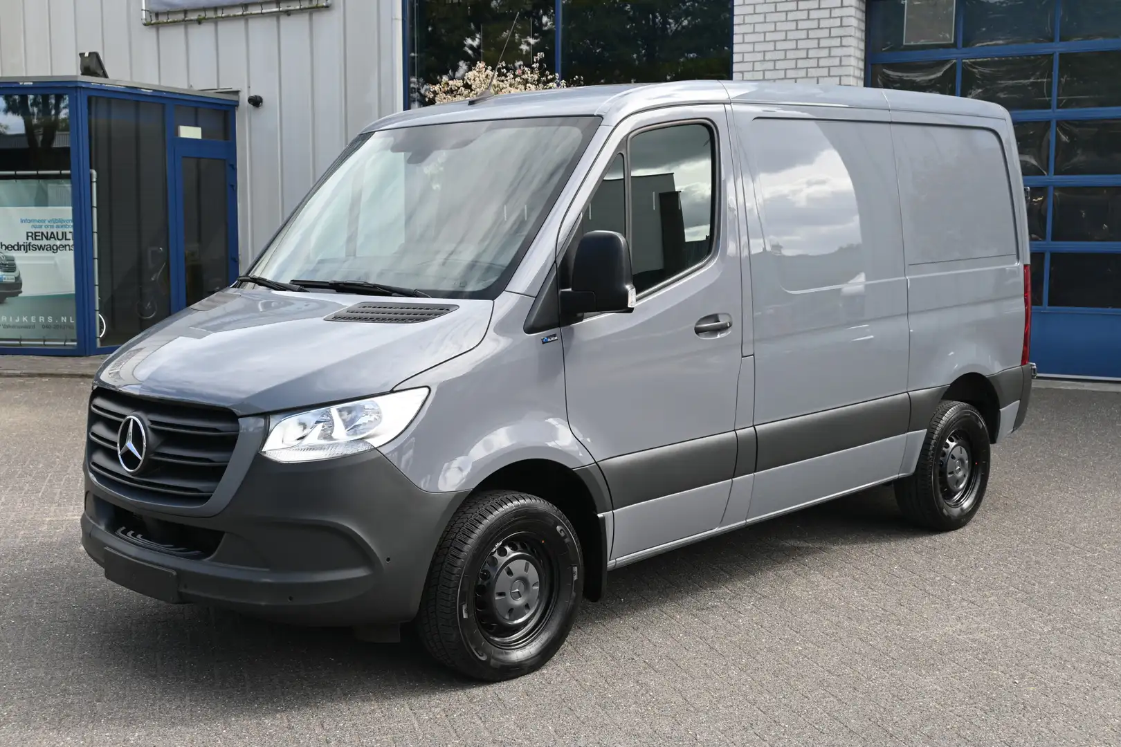Mercedes-Benz Sprinter 315 CDI L1H1 RWD 10.25 MBUX met camera en navigati Grigio - 1