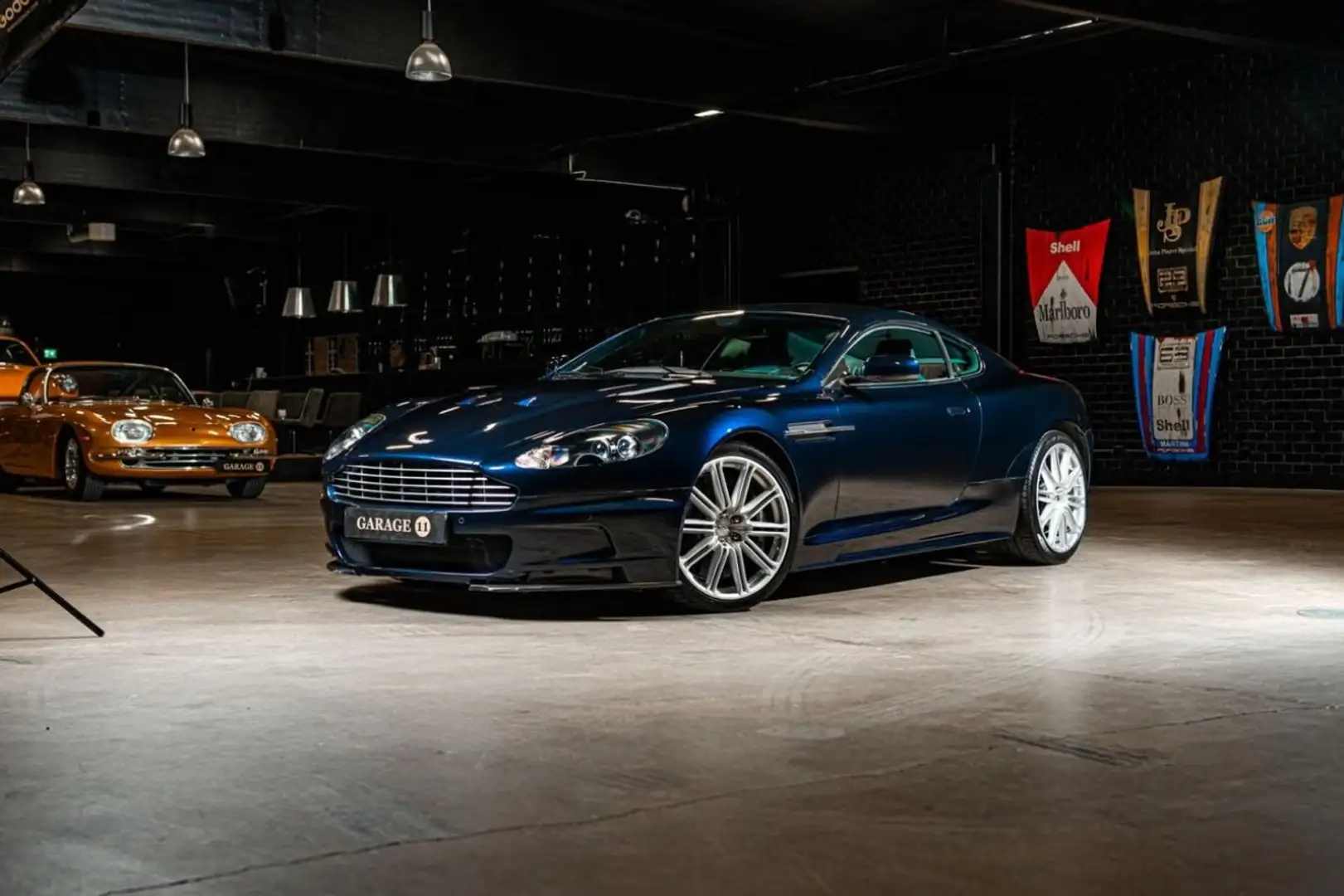Aston Martin DBS 5.9 V12 517 ch - Carbone Azul - 1