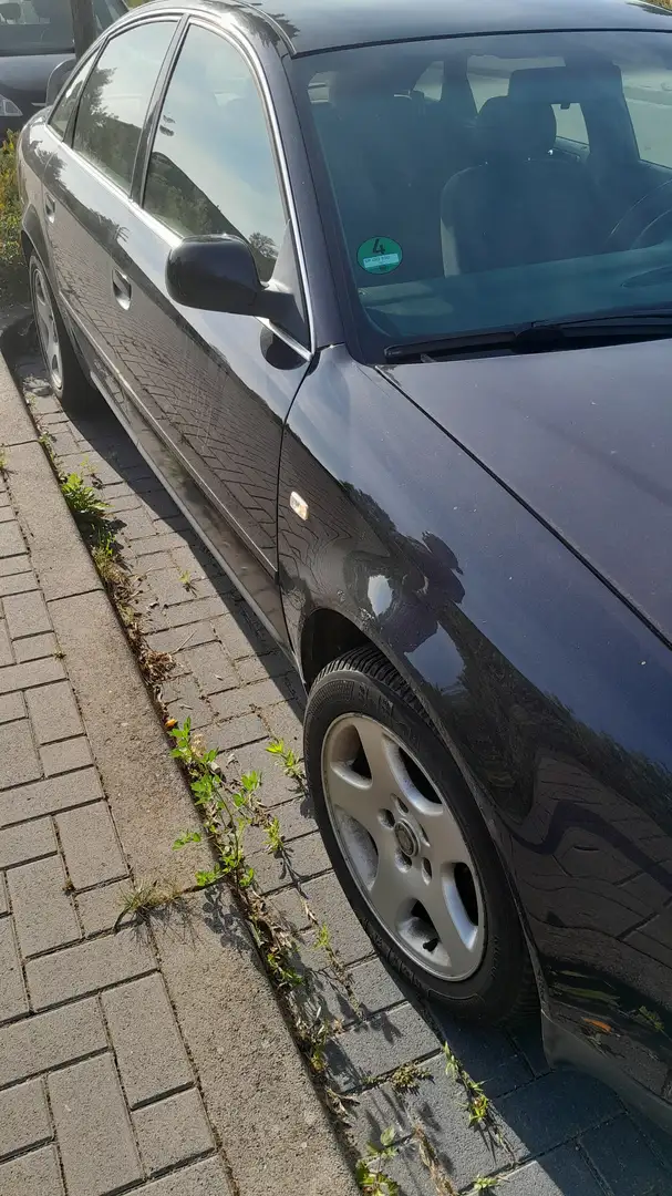 Audi A6 A6 1.8 Blau - 2