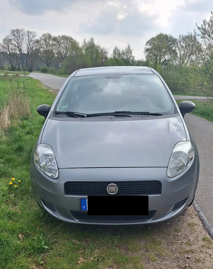 Fiat Grande Punto Punto 1.2 8V Grau - 1