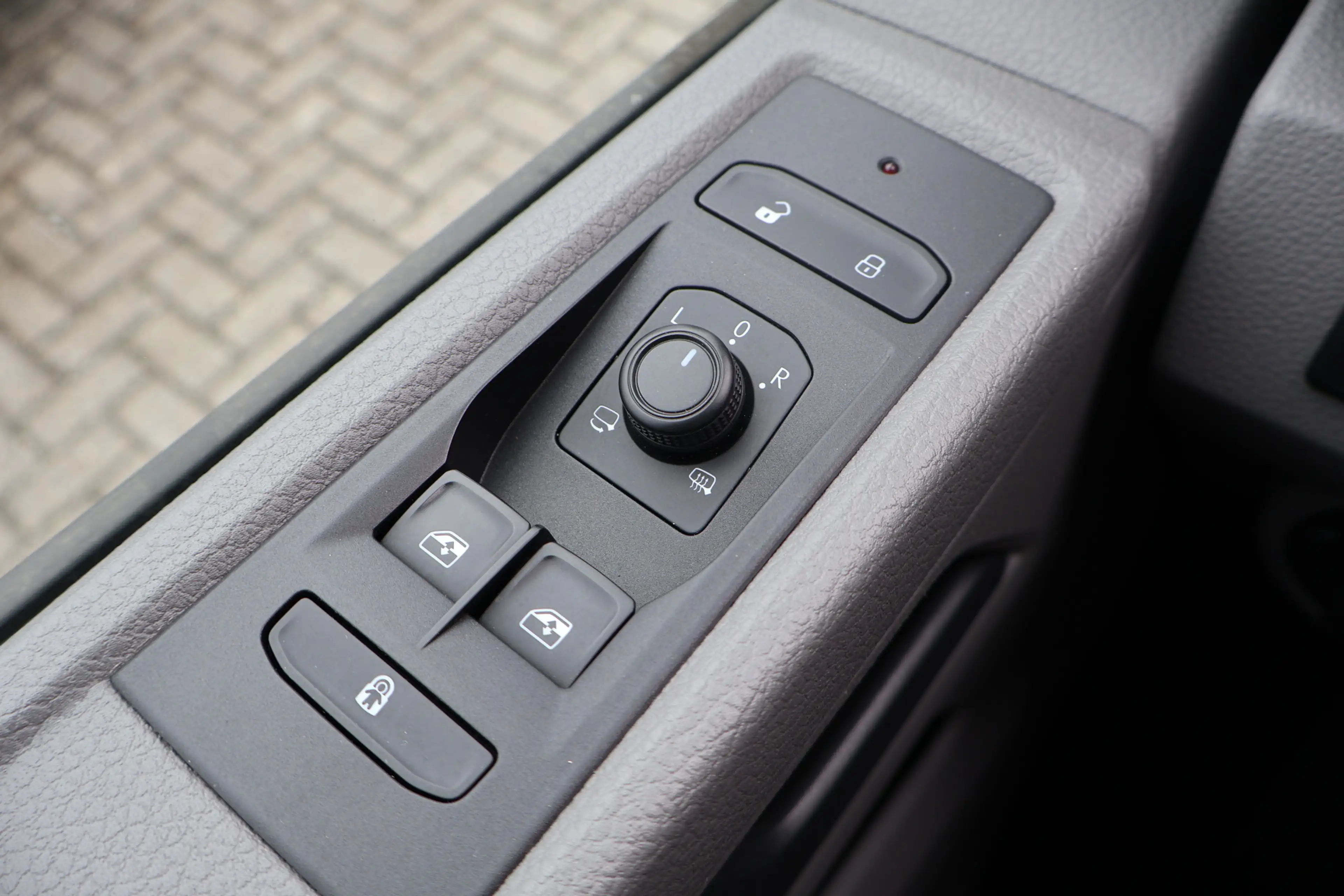 Volkswagen Transporter 2.0 TDI L2 H1 150pk Automaat DC (Wordt verwacht) — photo 27
