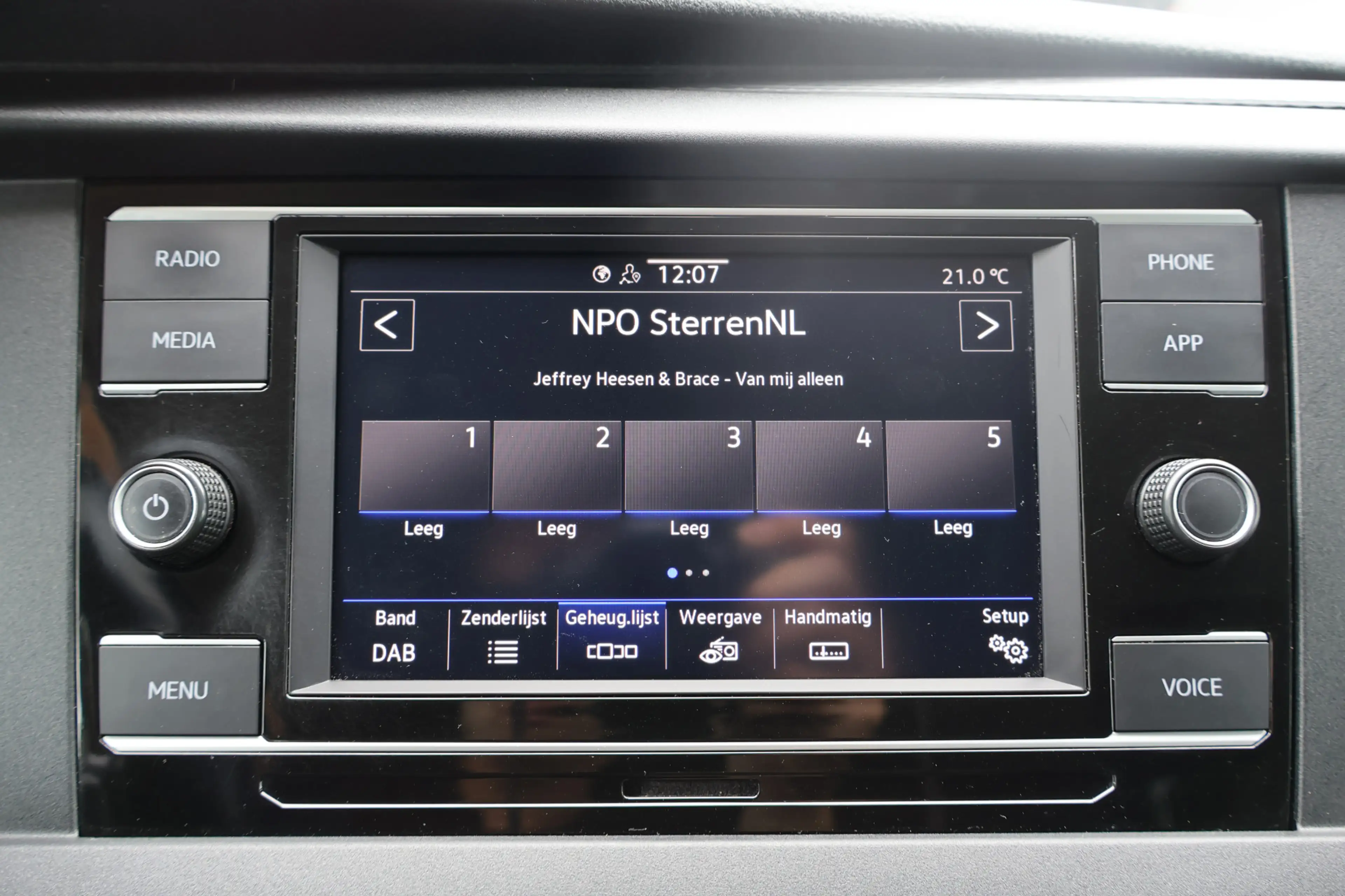 Volkswagen Transporter 2.0 TDI L2 H1 150pk Automaat DC (Wordt verwacht) — photo 19