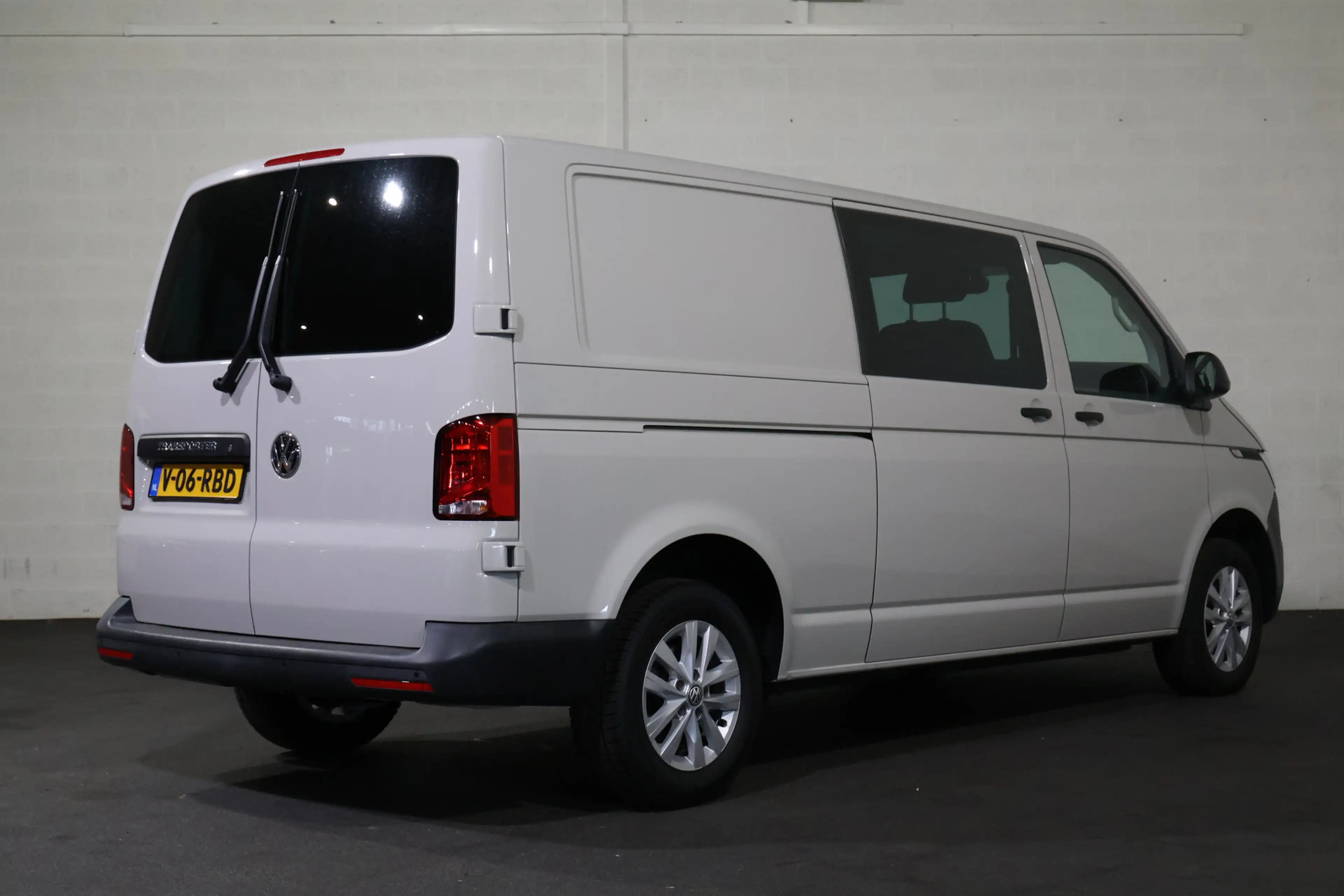 Volkswagen Transporter 2.0 TDI L2 H1 150pk Automaat DC (Wordt verwacht) — photo 9