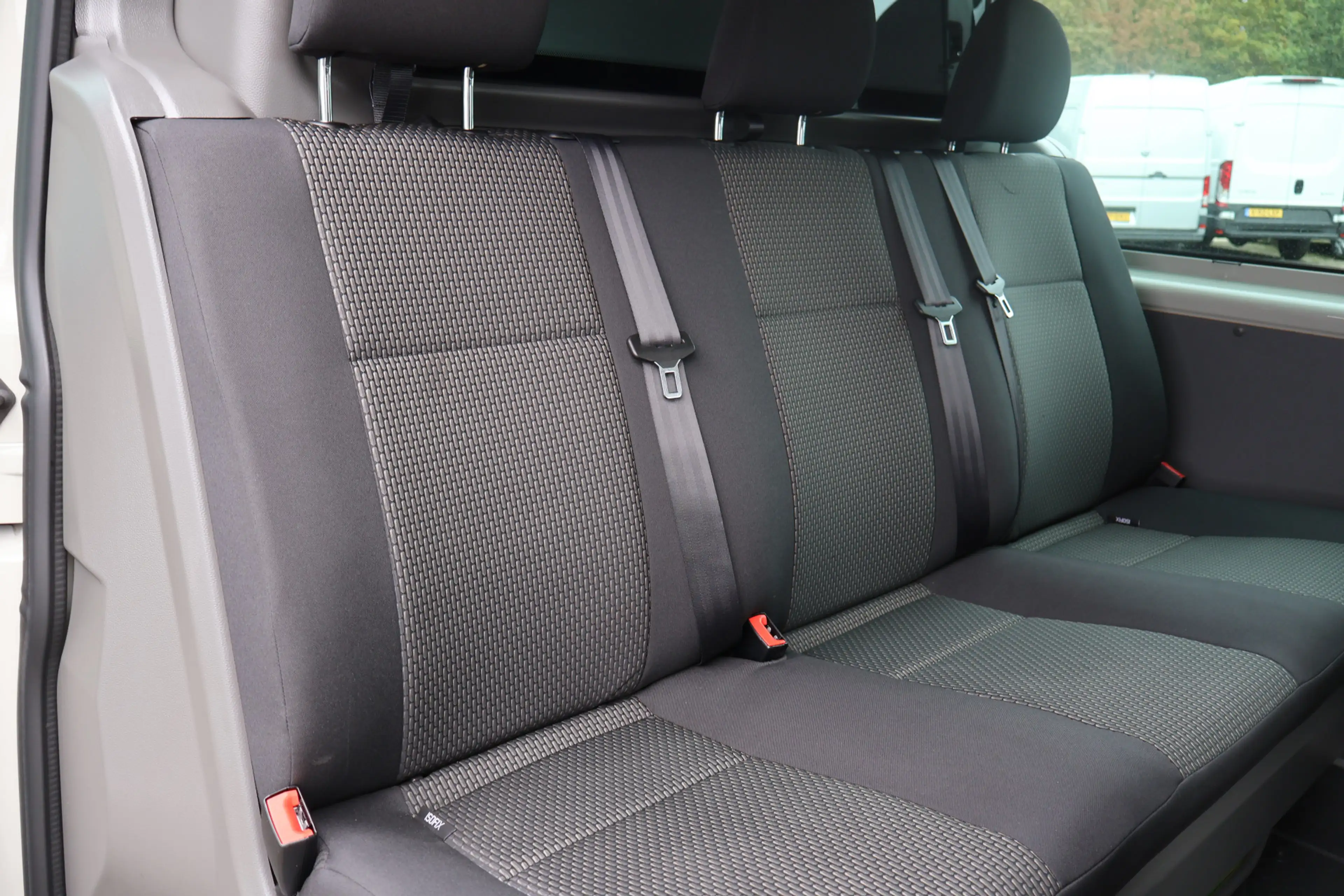 Volkswagen Transporter 2.0 TDI L2 H1 150pk Automaat DC (Wordt verwacht) — photo 35