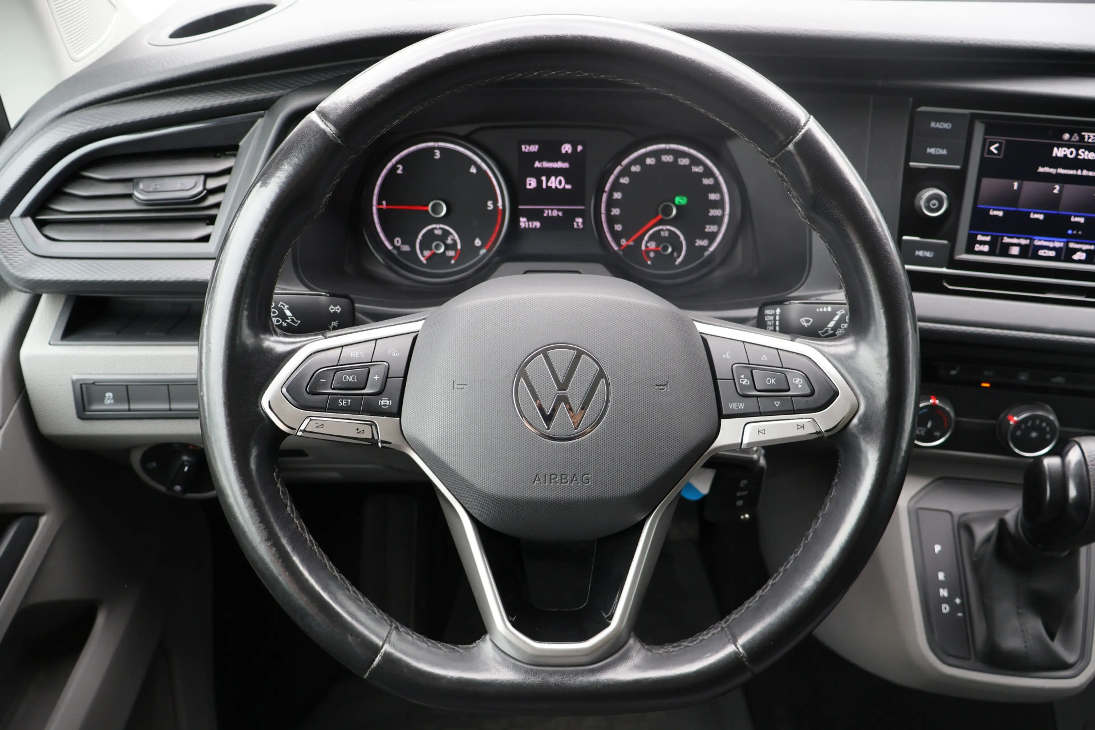 Volkswagen Transporter 2.0 TDI L2 H1 150pk Automaat DC (Wordt verwacht) — photo 16
