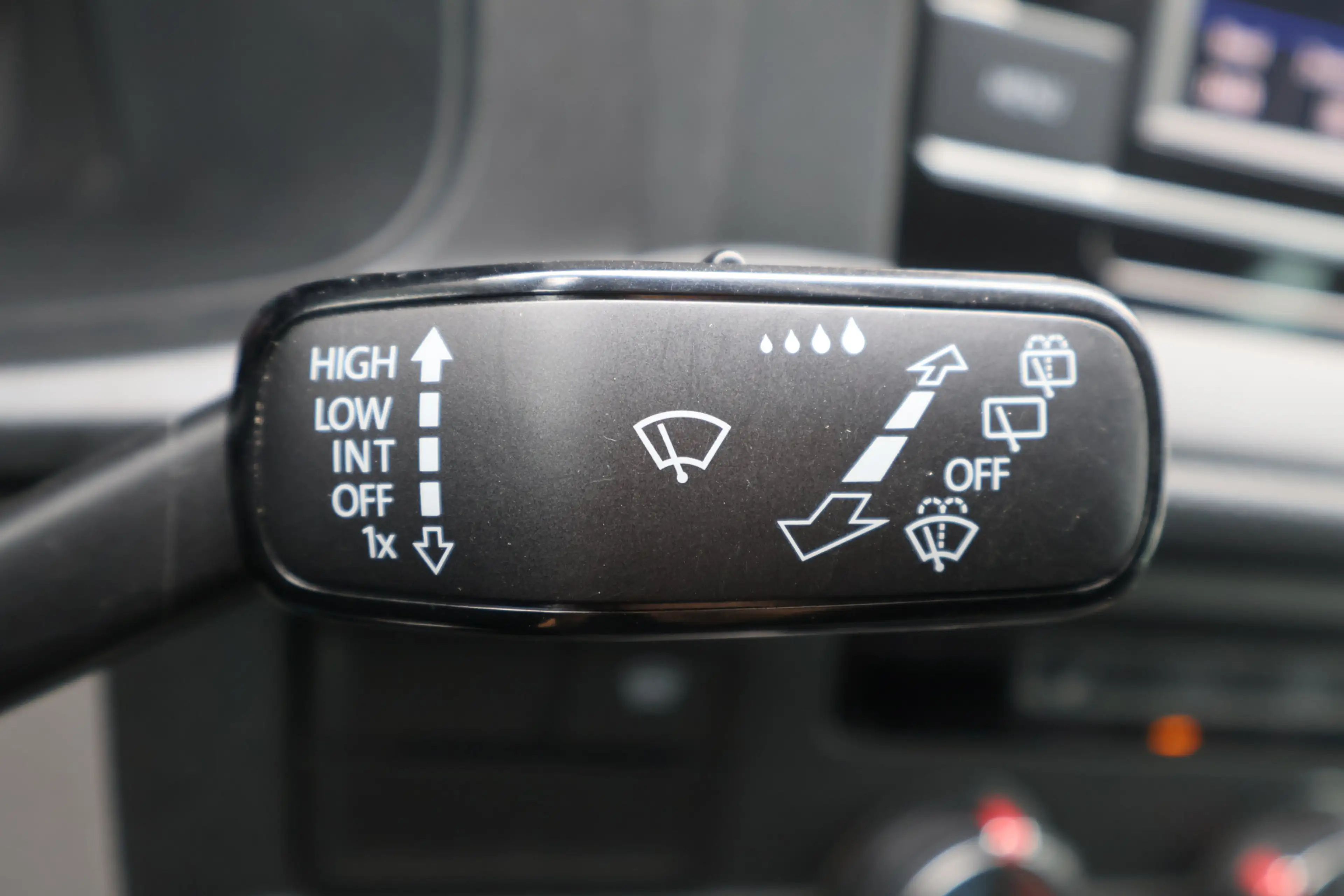 Volkswagen Transporter 2.0 TDI L2 H1 150pk Automaat DC (Wordt verwacht) — photo 32
