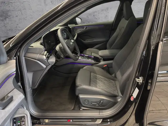 Audi A6 view 8