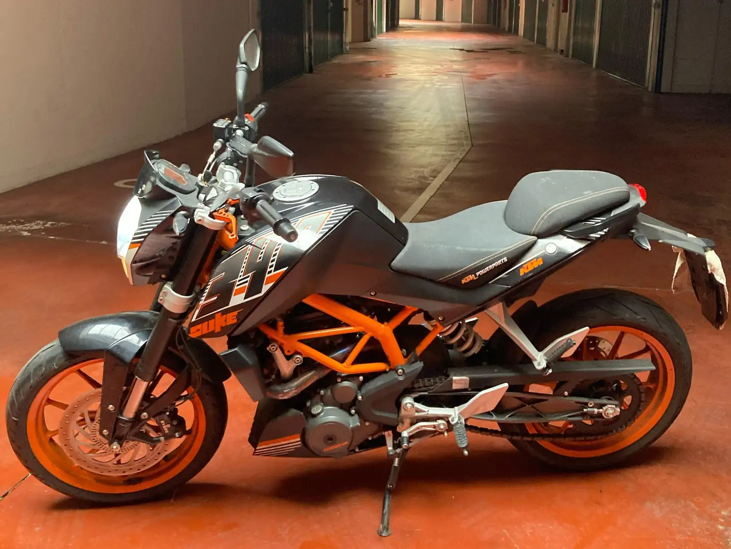 KTM 390 Duke ABS Negro - 1