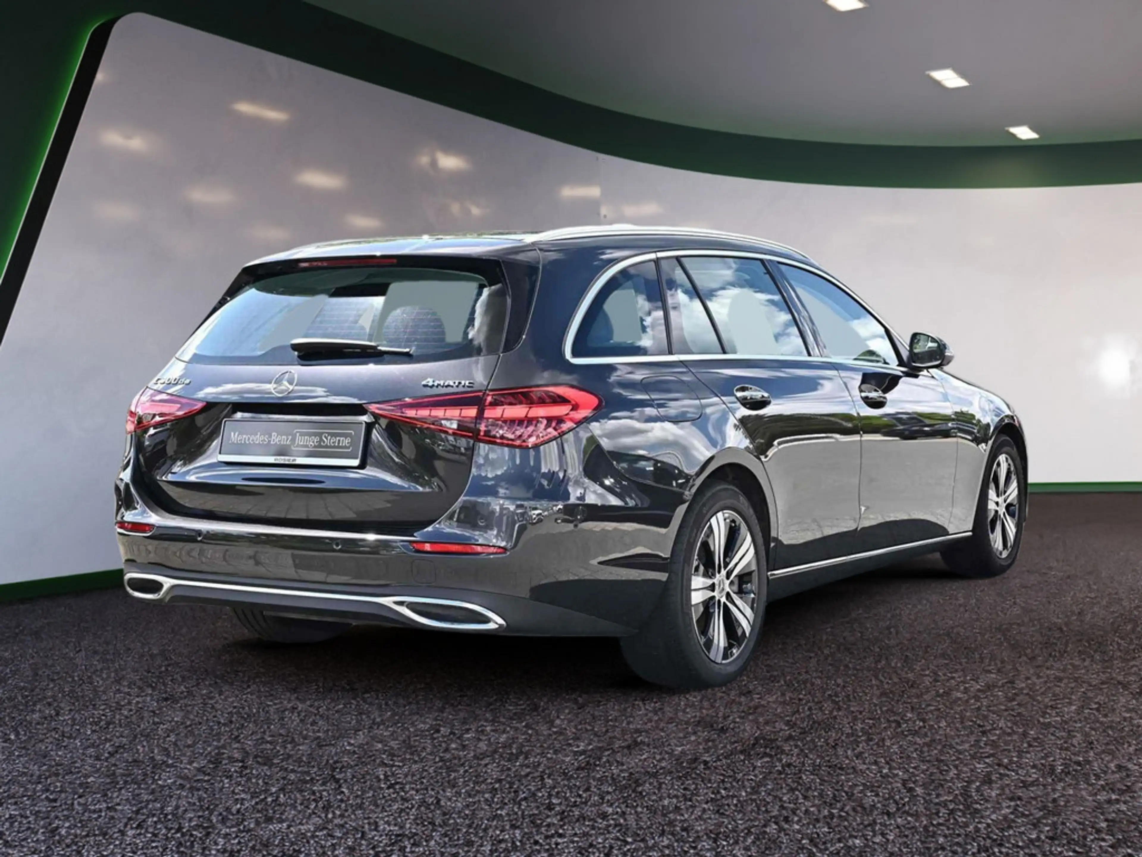 Mercedes-Benz C 300 de 4M T Avantgarde Premium+ AHK PANO BT — photo 9