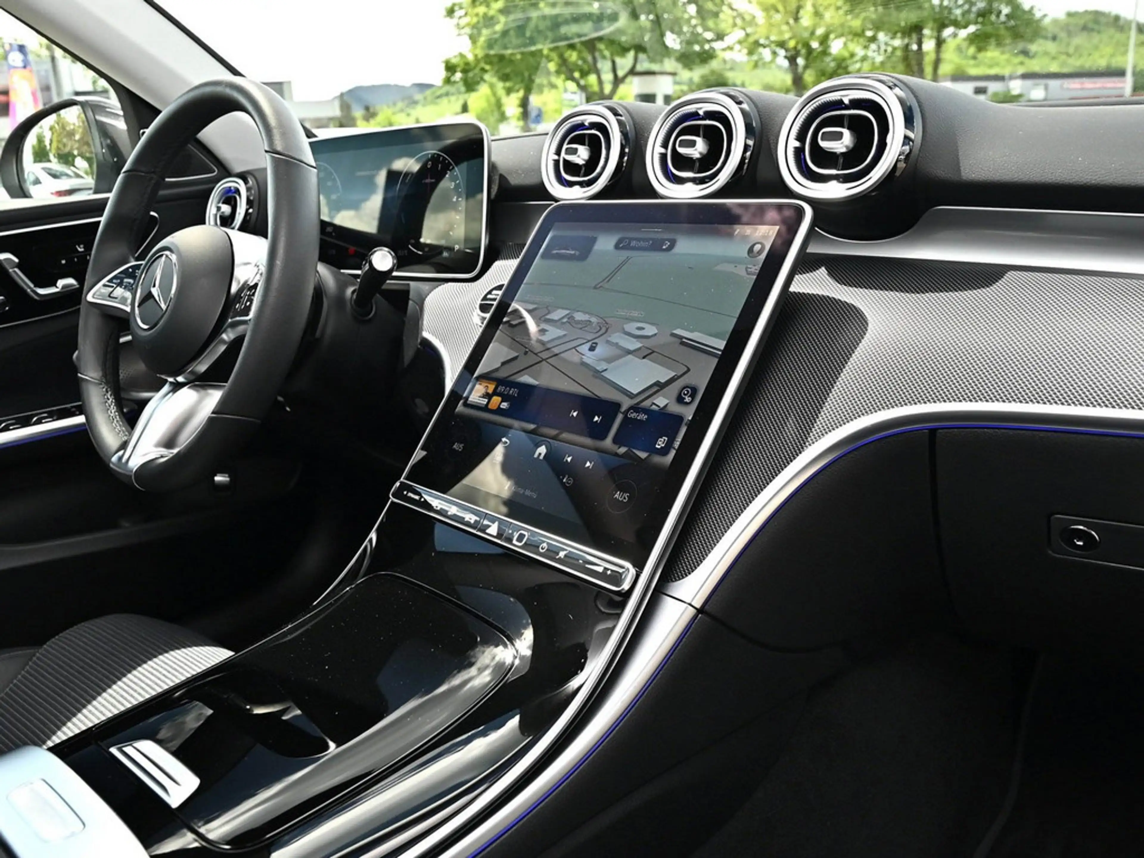 Mercedes-Benz C 300 de 4M T Avantgarde Premium+ AHK PANO BT — photo 12