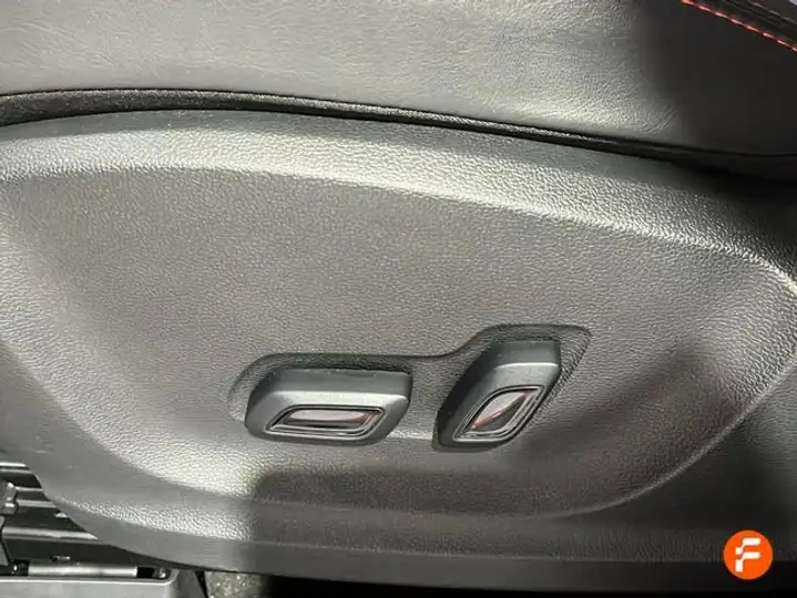 MG ZS 2023, foto 19