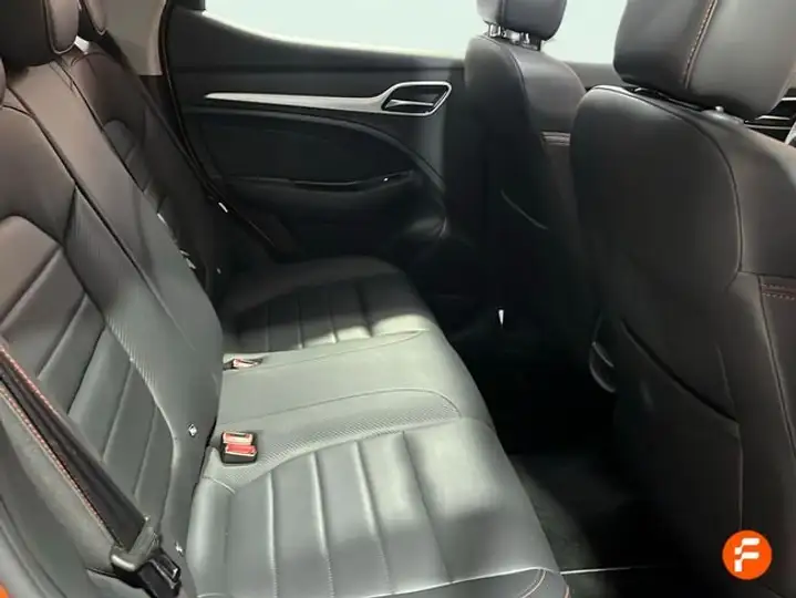 MG ZS 2023, foto 21