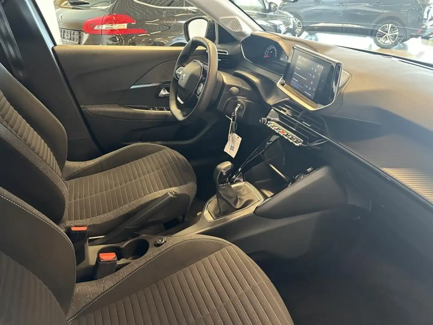 Peugeot 208 STYLE 1.2 BENZINE 75 PK Grau - 2