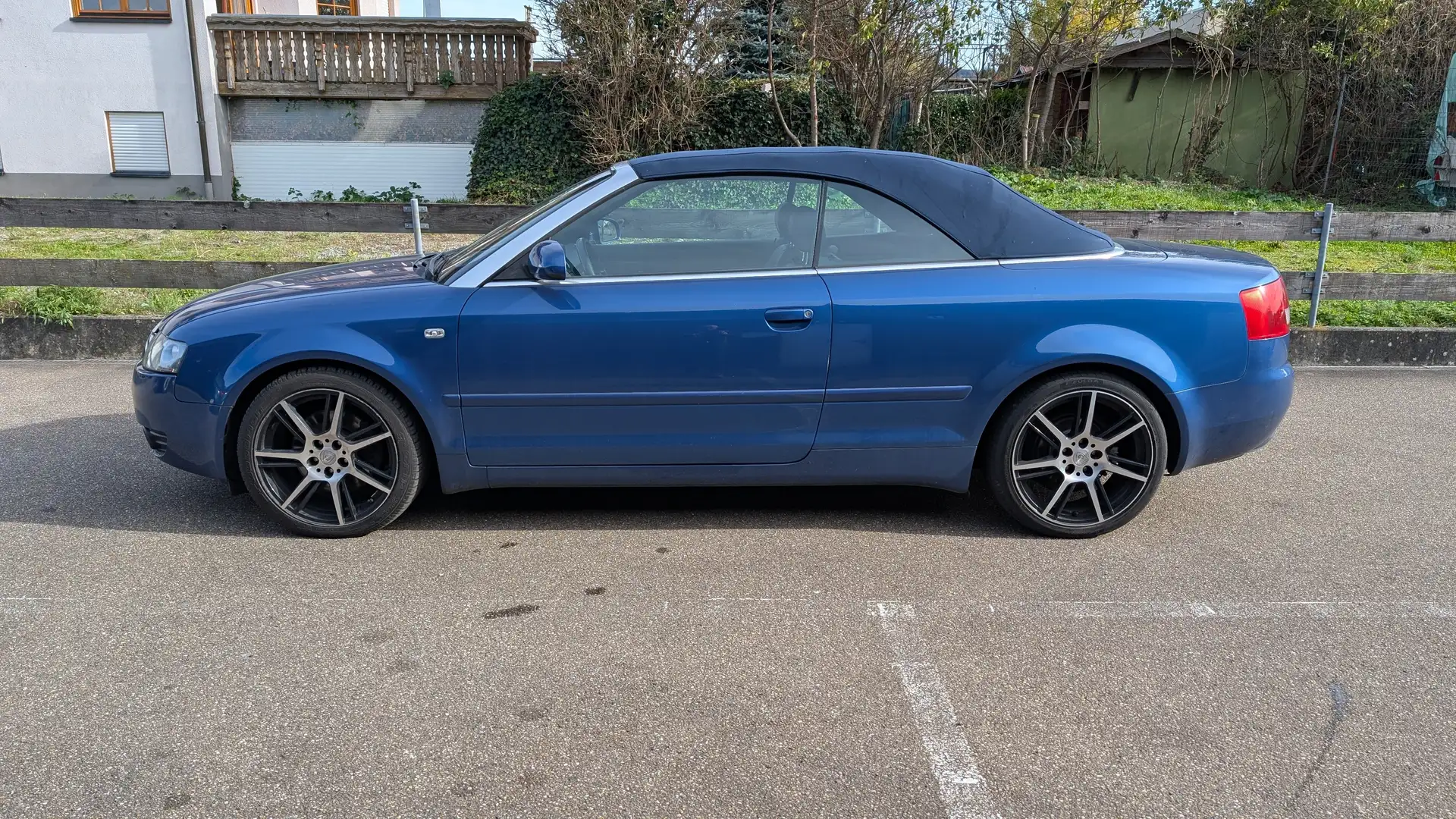 Audi A4 A4 Cabrio S-Line Diesel Cabriolet 2.5 TDI 2.Hand Blau - 2