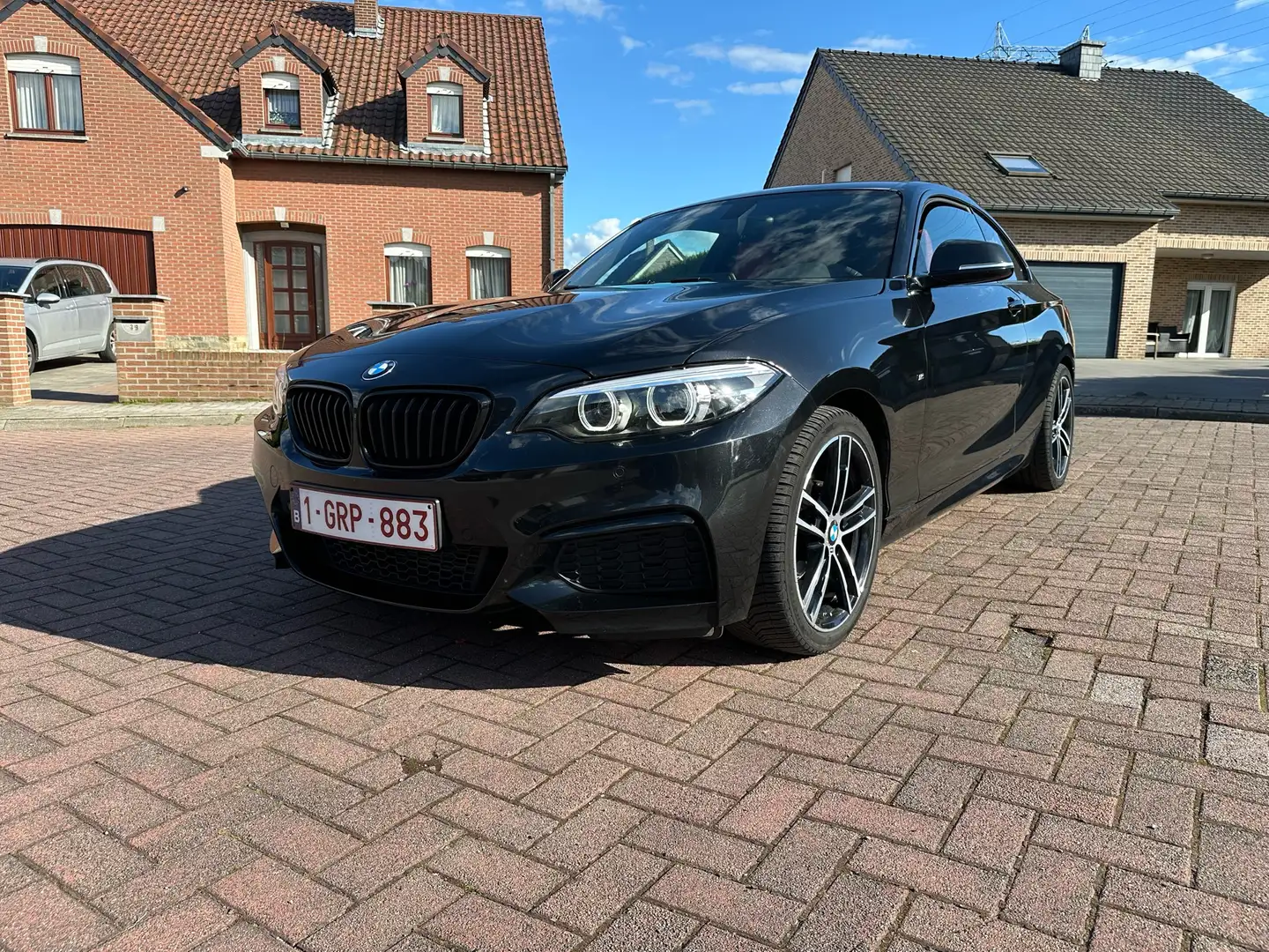BMW 218 serie 218i pack M 10/2018 premiere main Noir - 1