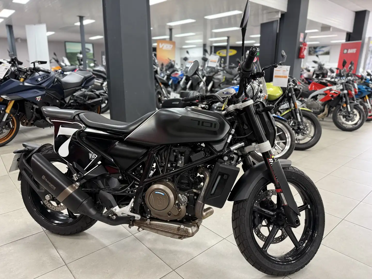 Husqvarna Svartpilen Negro - 1