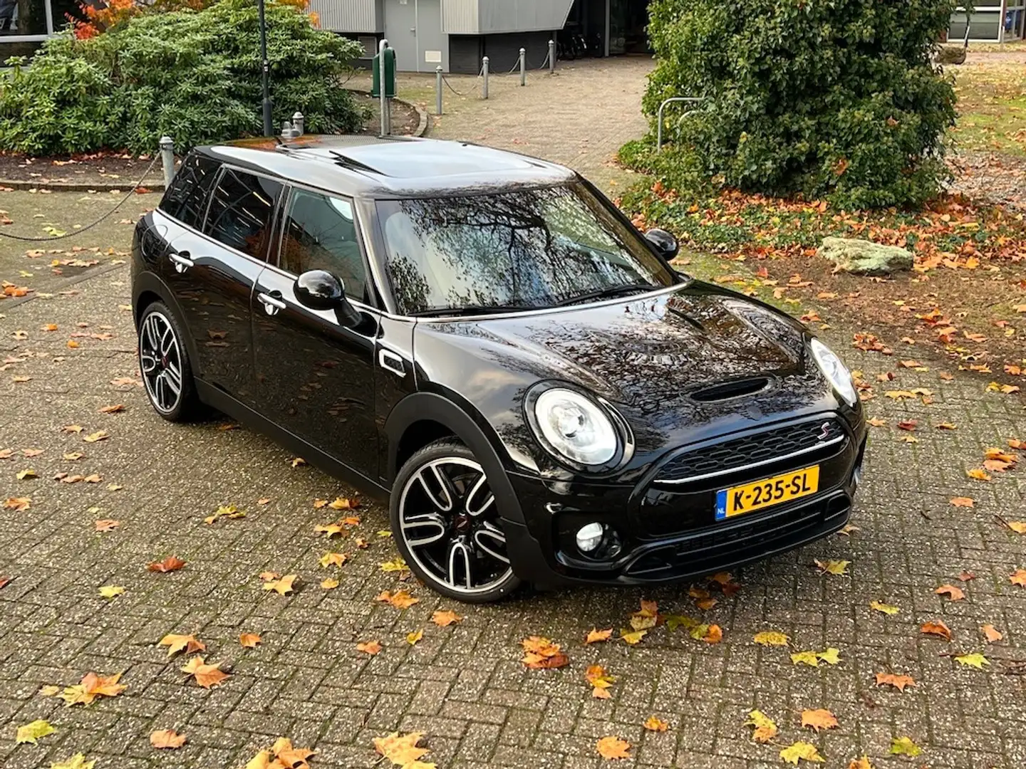 MINI Cooper S Clubman 2.0i 192pk automaat Panodak Leer CarPlay Stoelverw Noir - 1