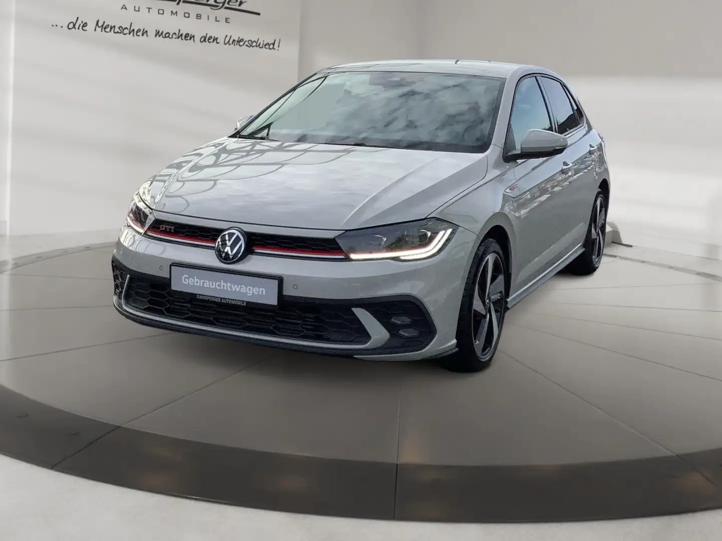 Volkswagen Polo 2.0 TSI DSG GTI ACC Matrix APP SHZ Side PDC Grau - 2