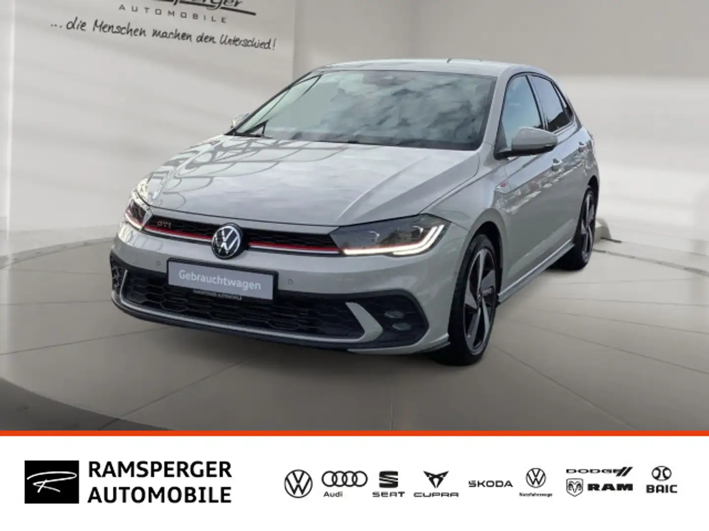 Volkswagen Polo 2.0 TSI DSG GTI ACC Matrix APP SHZ Side PDC Grau - 1