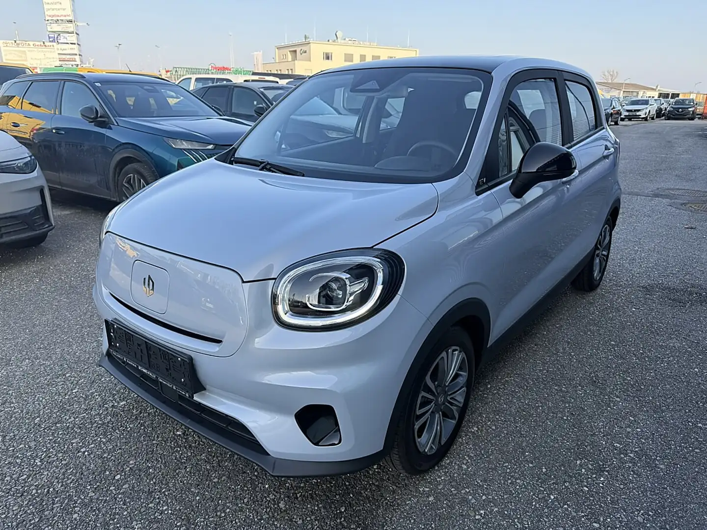 Leapmotor T03 Elektro 37,3kWh Grau - 1