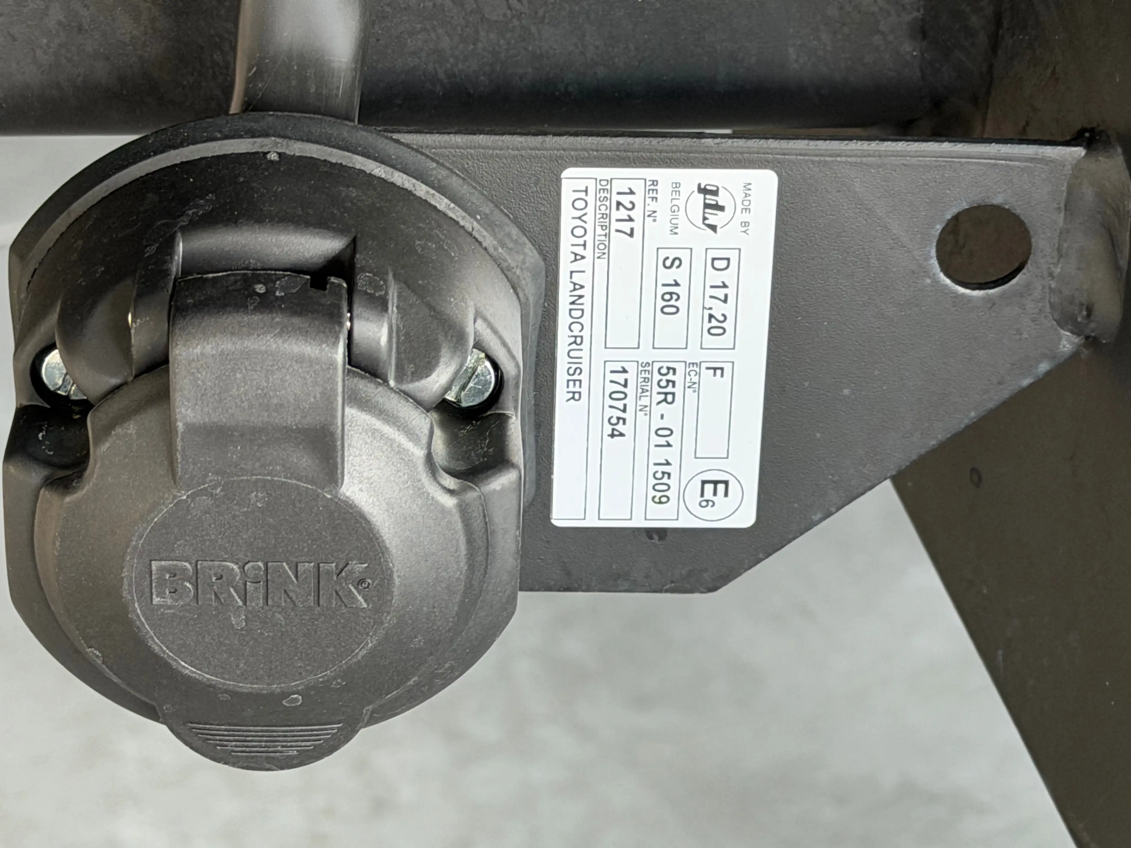 Toyota Land Cruiser GRJ71 4.0 V6 — photo 13