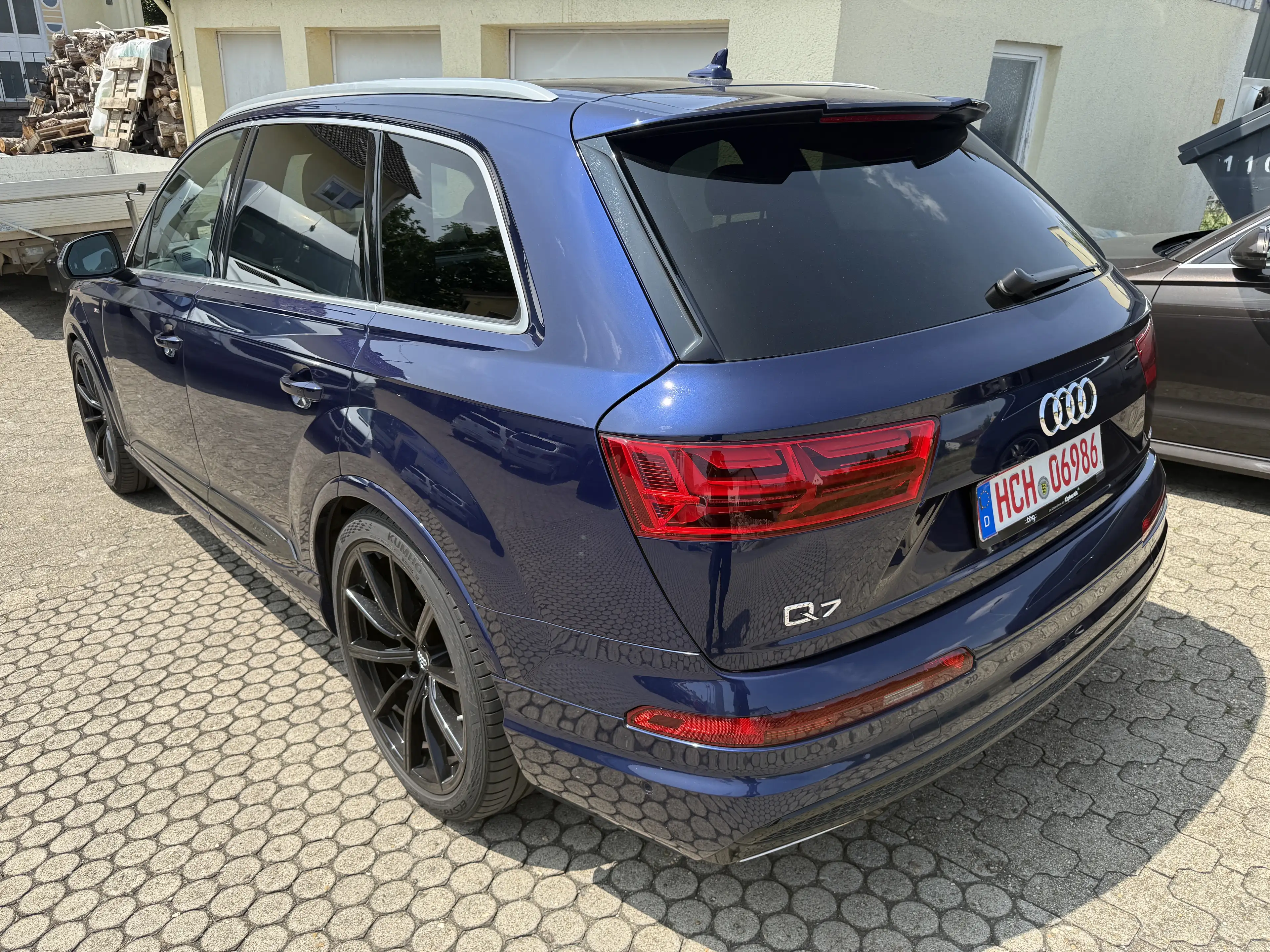 Audi Q7 e-tron 50 TDI quattro — photo 3