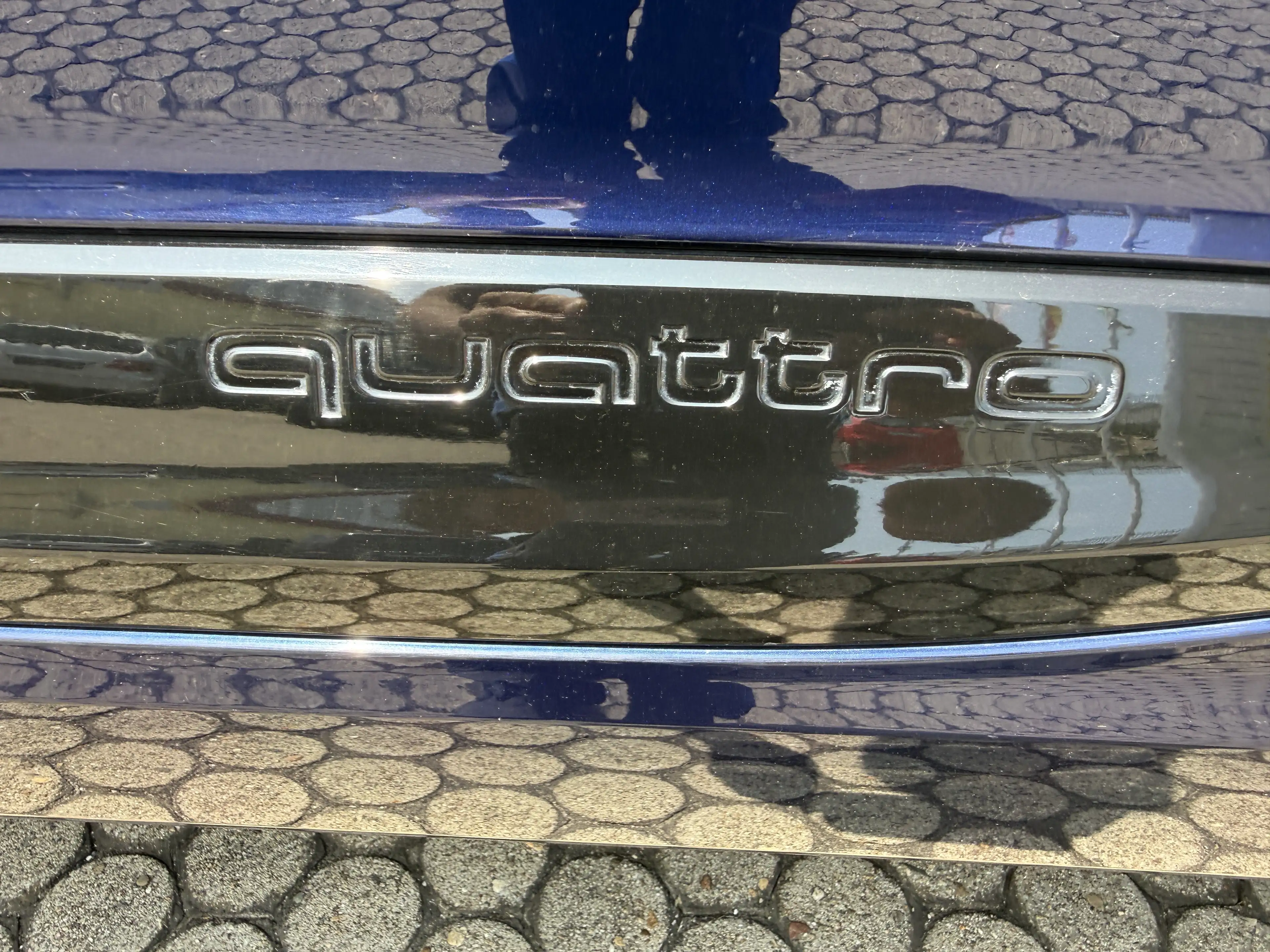 Audi Q7 e-tron 50 TDI quattro — photo 10