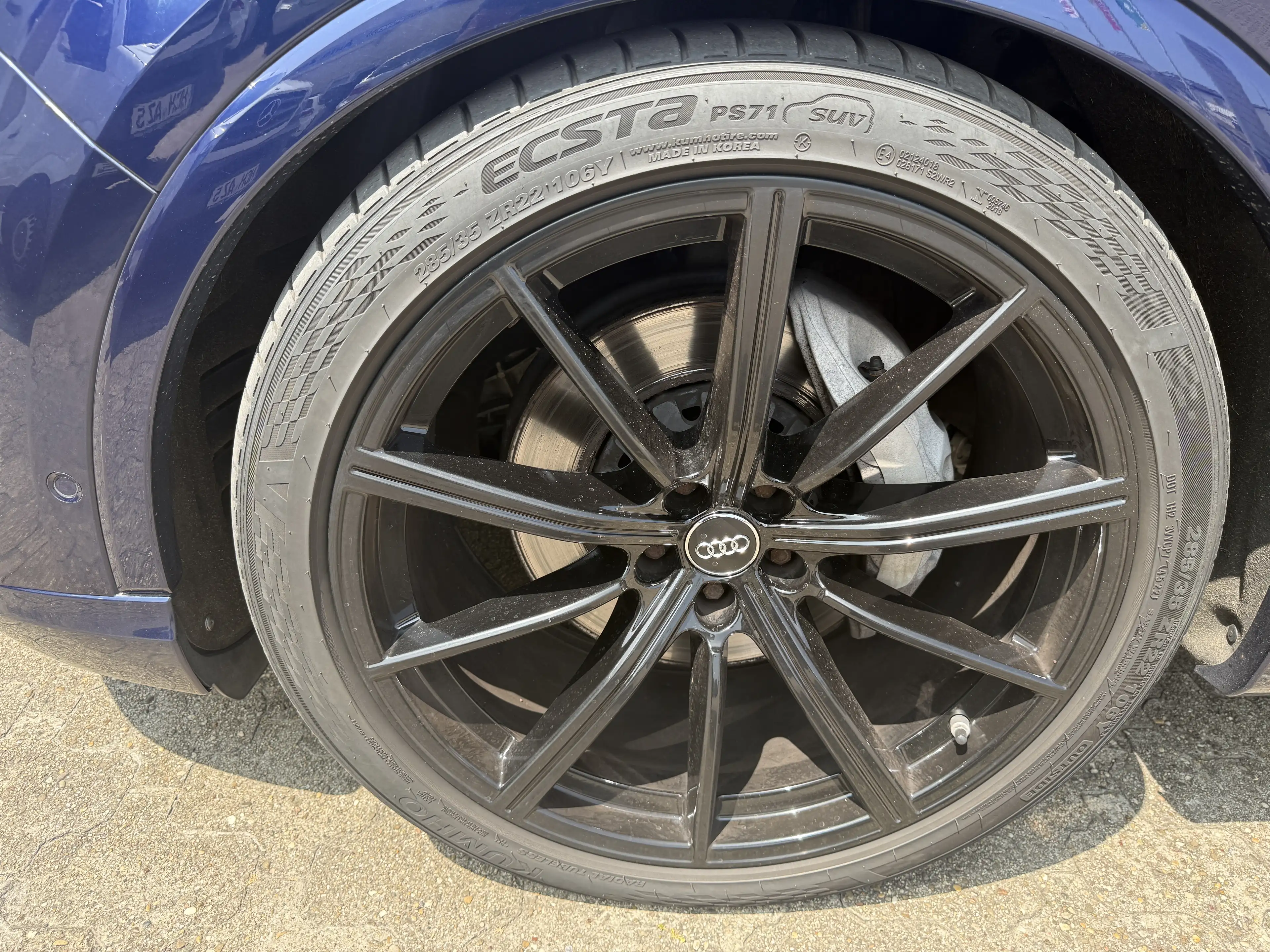 Audi Q7 e-tron 50 TDI quattro — photo 11