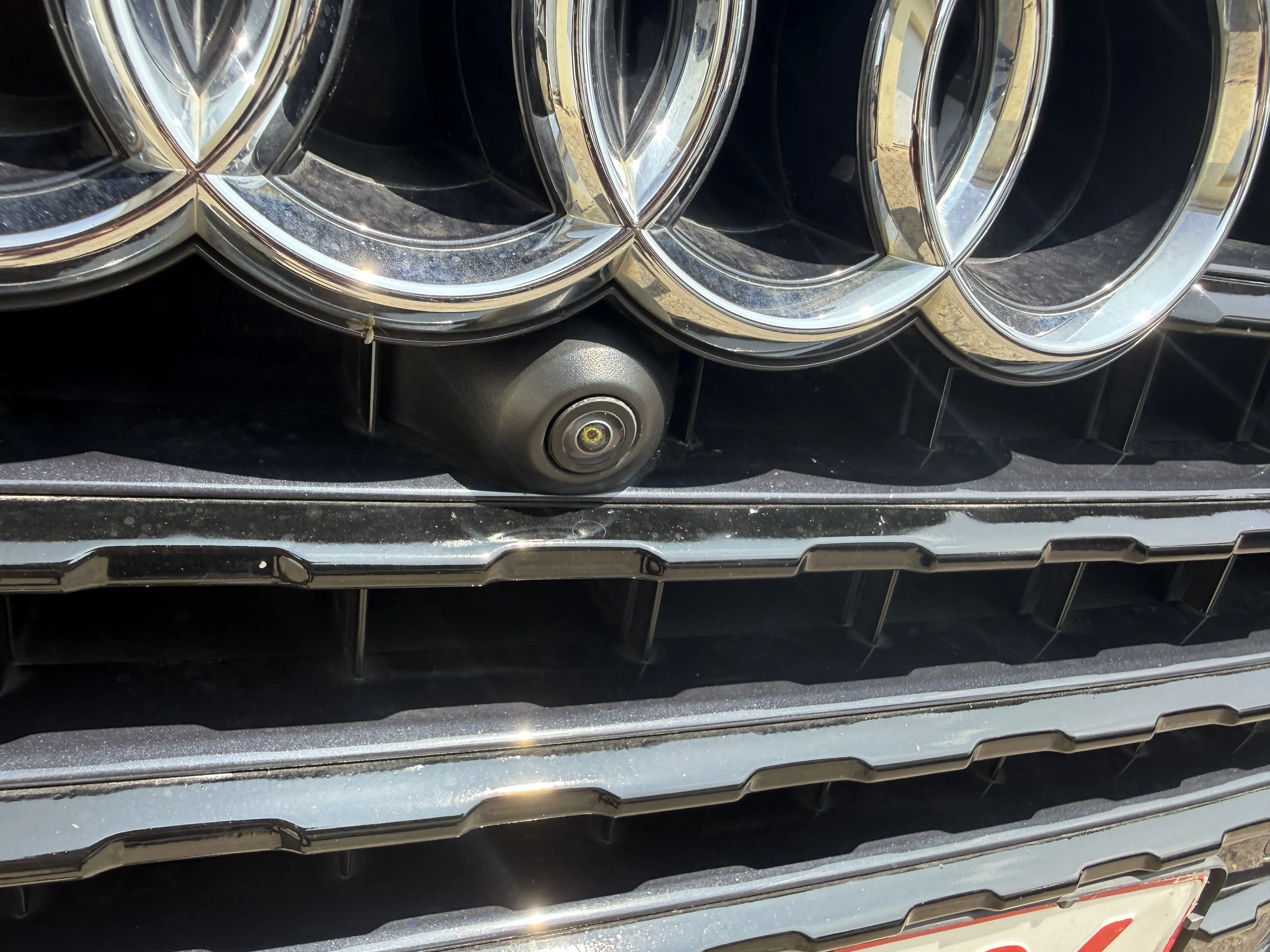 Audi Q7 e-tron 50 TDI quattro — photo 9