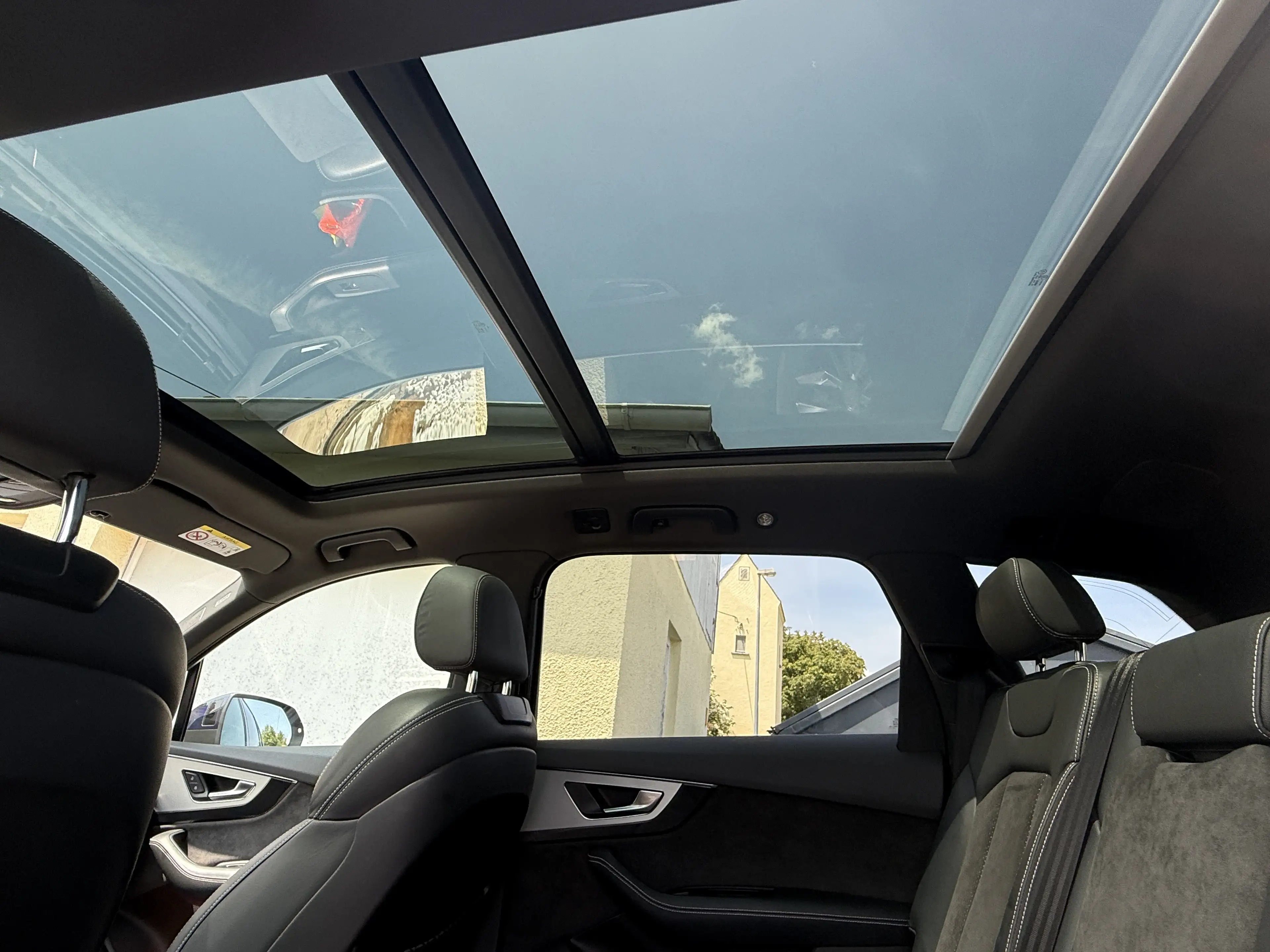 Audi Q7 e-tron 50 TDI quattro — photo 12