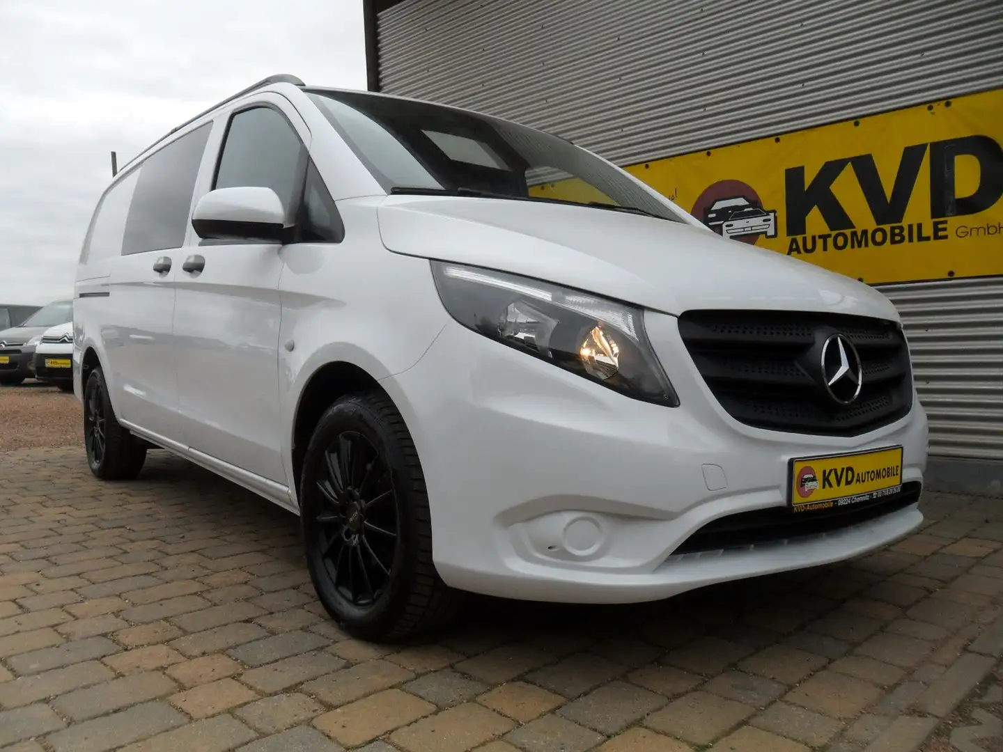 Mercedes-Benz Vito Mixto 114 lang 5 Sitzer Blanc - 1