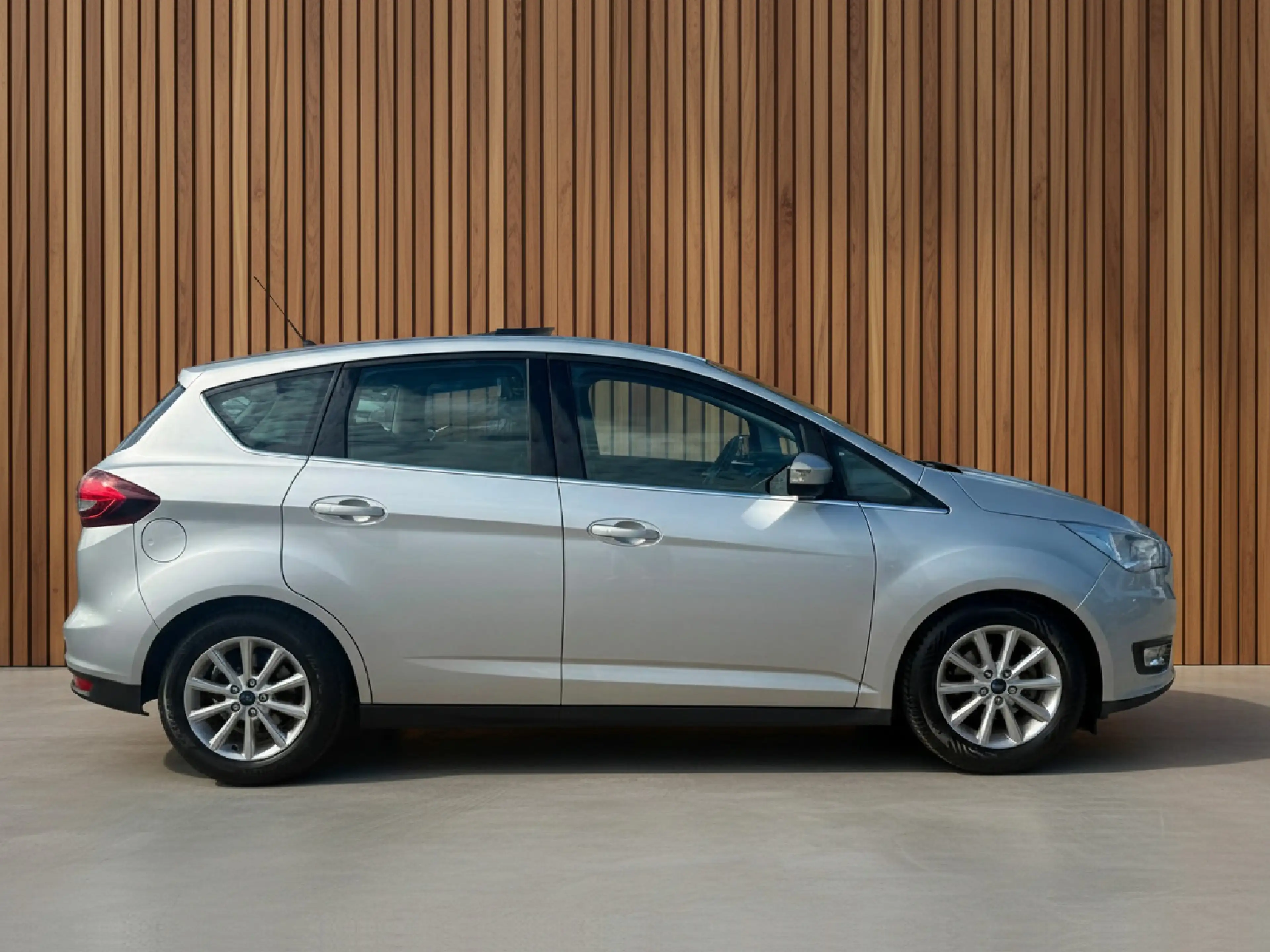 Ford C-Max 1.0 Titanium | Sensoren | Airco | Navigatie — photo 5