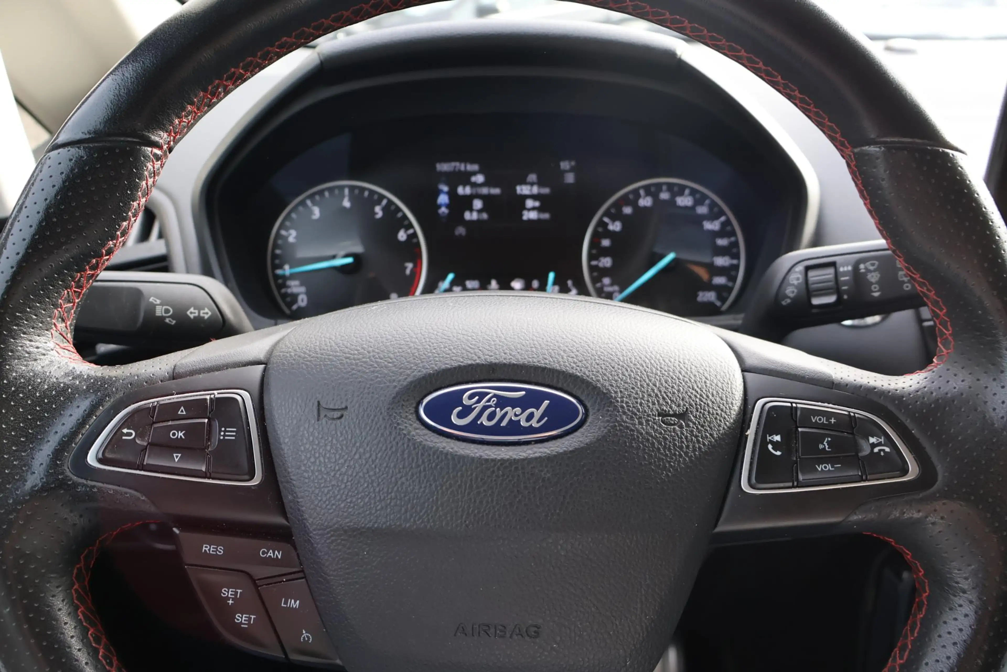 Ford EcoSport 1.0 EcoBoost ST-Line Black STOEL&STUURVERW. NAVI C — photo 8
