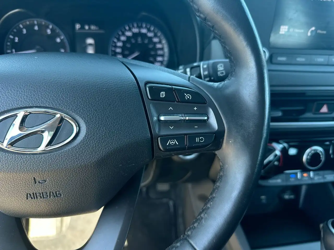 Hyundai KONA снимка Hyundai KONA