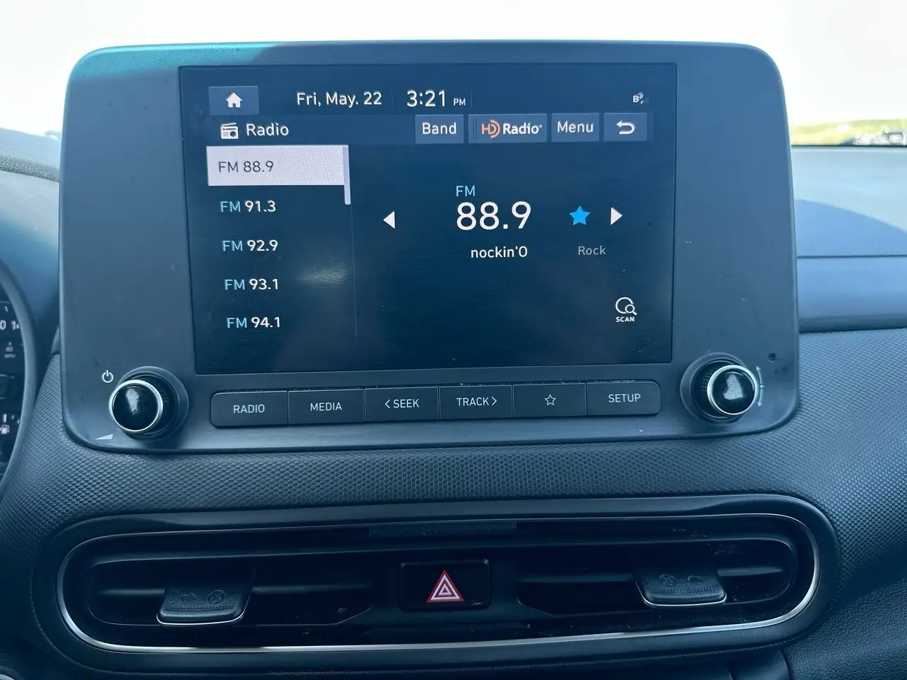 Hyundai KONA снимка Hyundai KONA