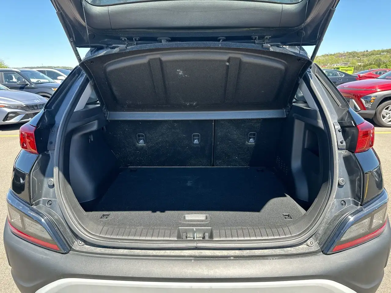 Hyundai KONA снимка Hyundai KONA
